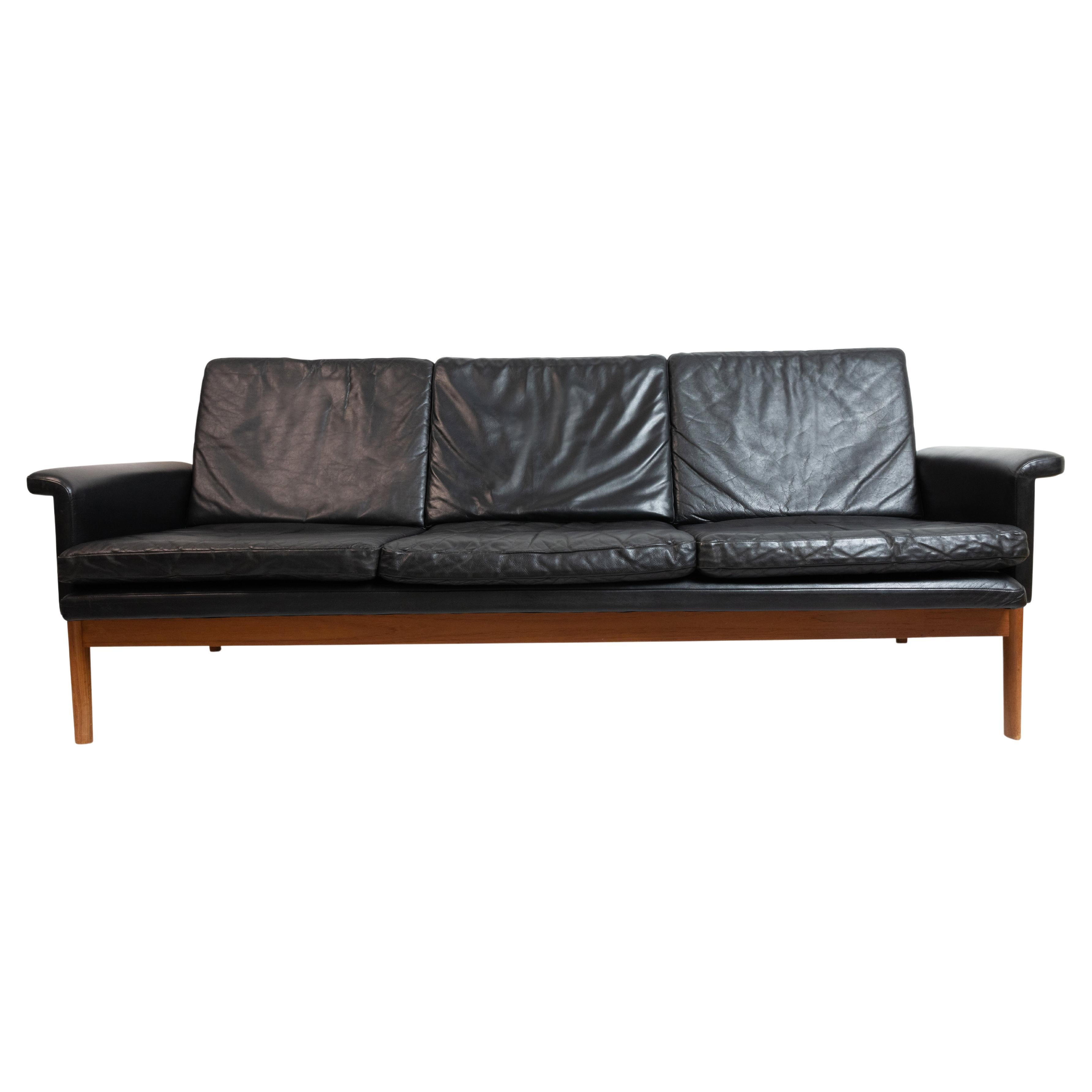 Finn Juhl Three Seat Sofa with Original Black Leather, Model 218/3, Denmark For Sale
