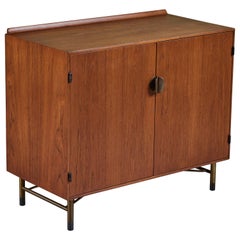 Armario de dos puertas Finn Juhl para Muebles Baker