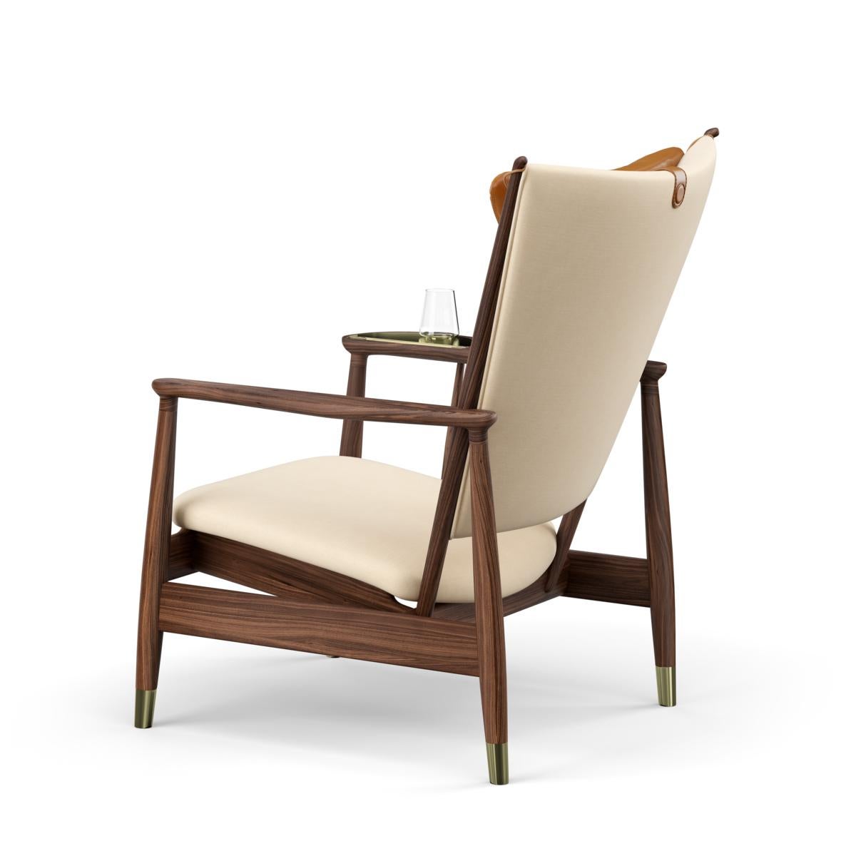 Finn Juhl's Extravagant Whisky Chair 5