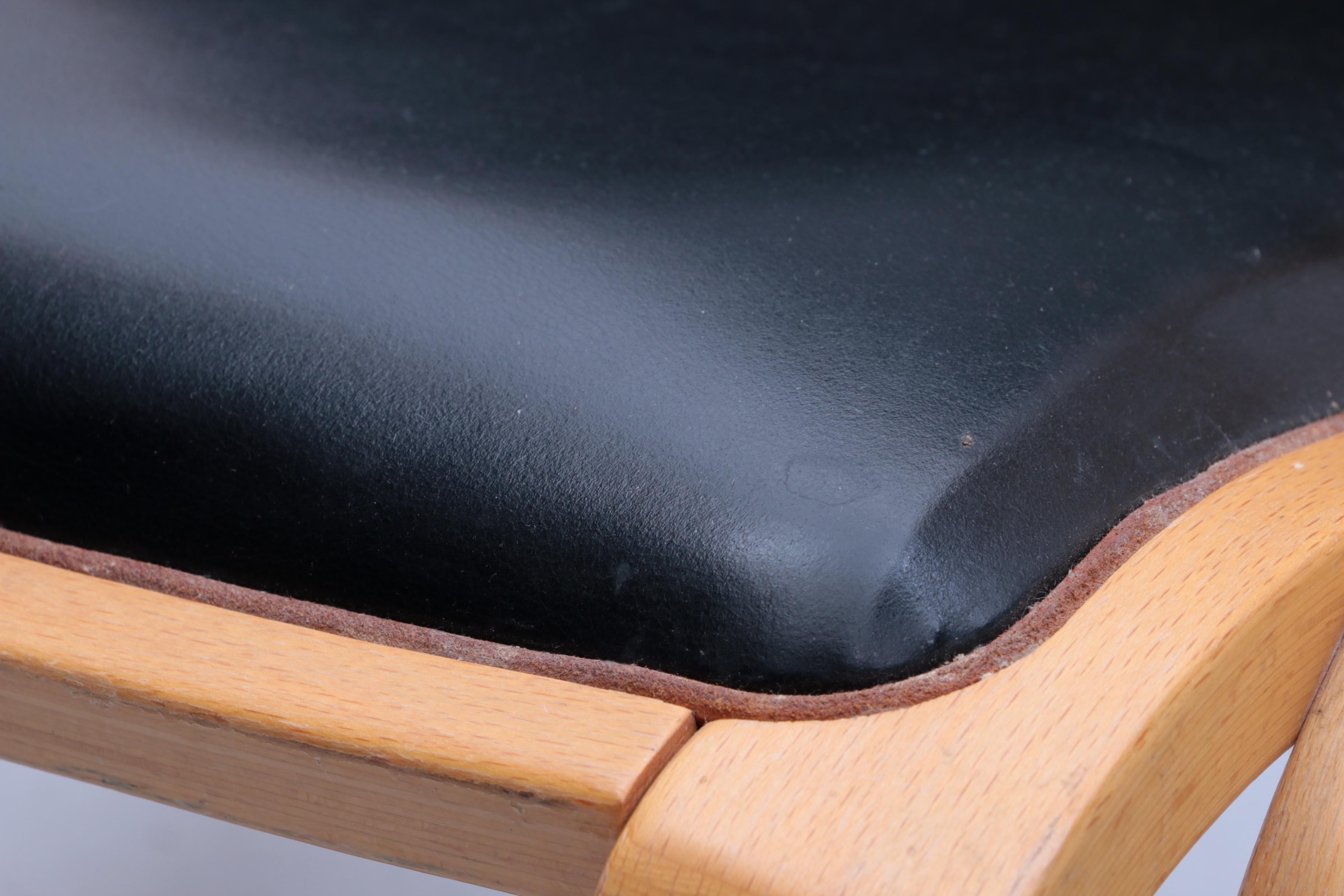 Finn Ostergaard Armchair Made by Skipper, 1970 10