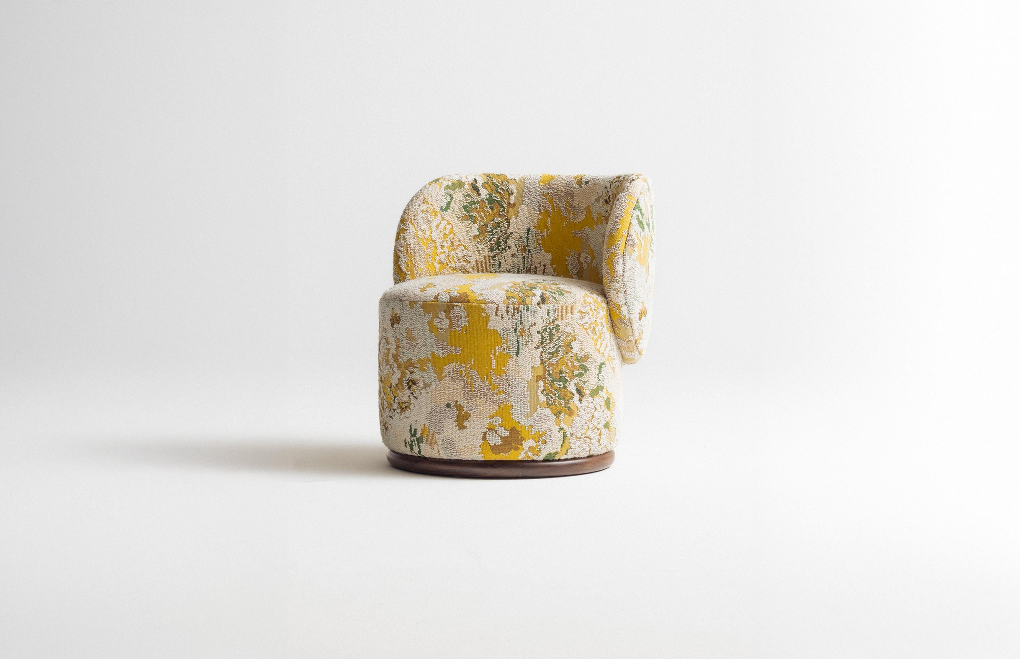 Tissu Finn Swivel Dining Chair by Parc en vente