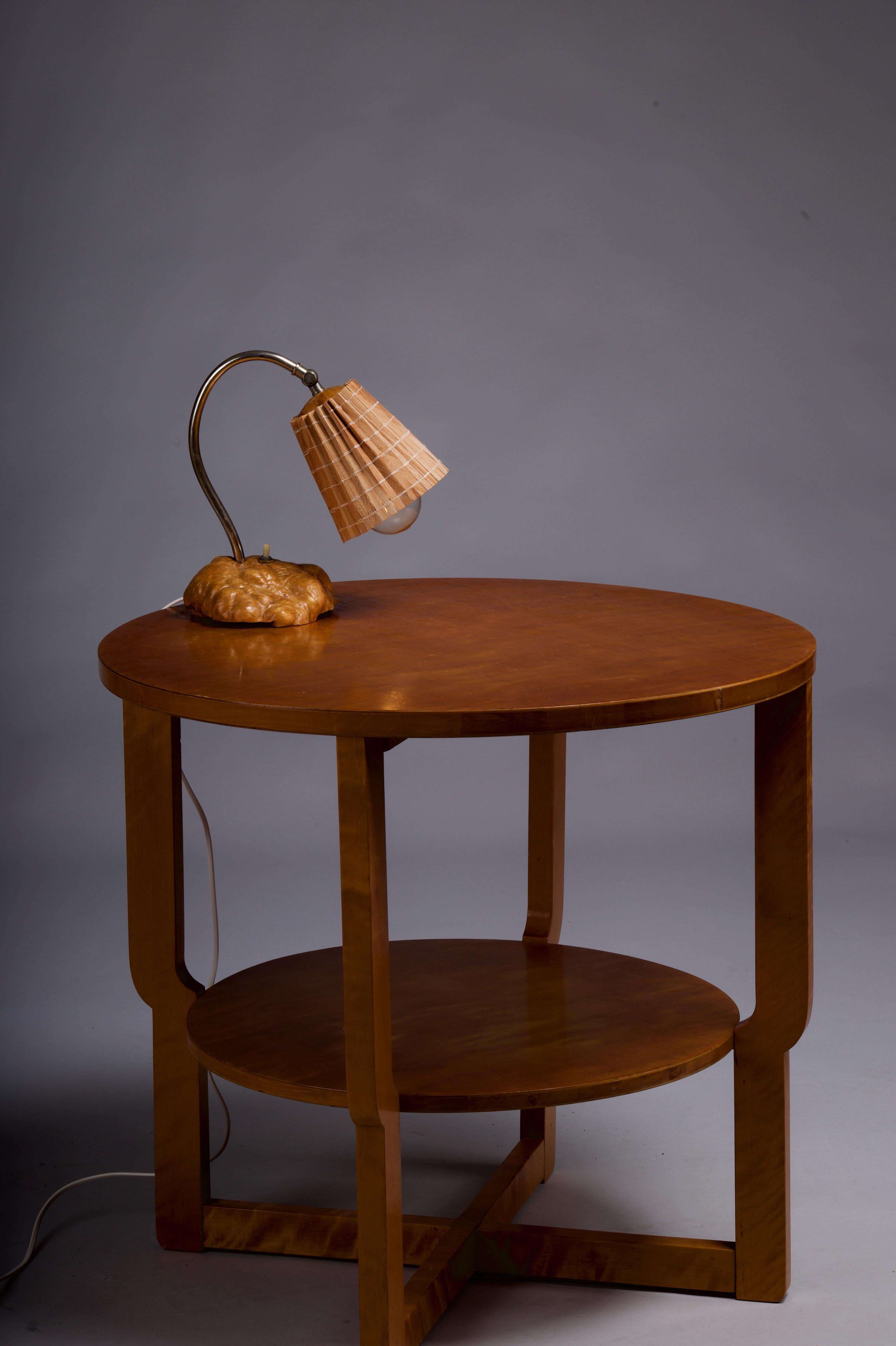 Finnish 1930/40's burl wood table lamp In Good Condition In Turku, Varsinais-Suomi