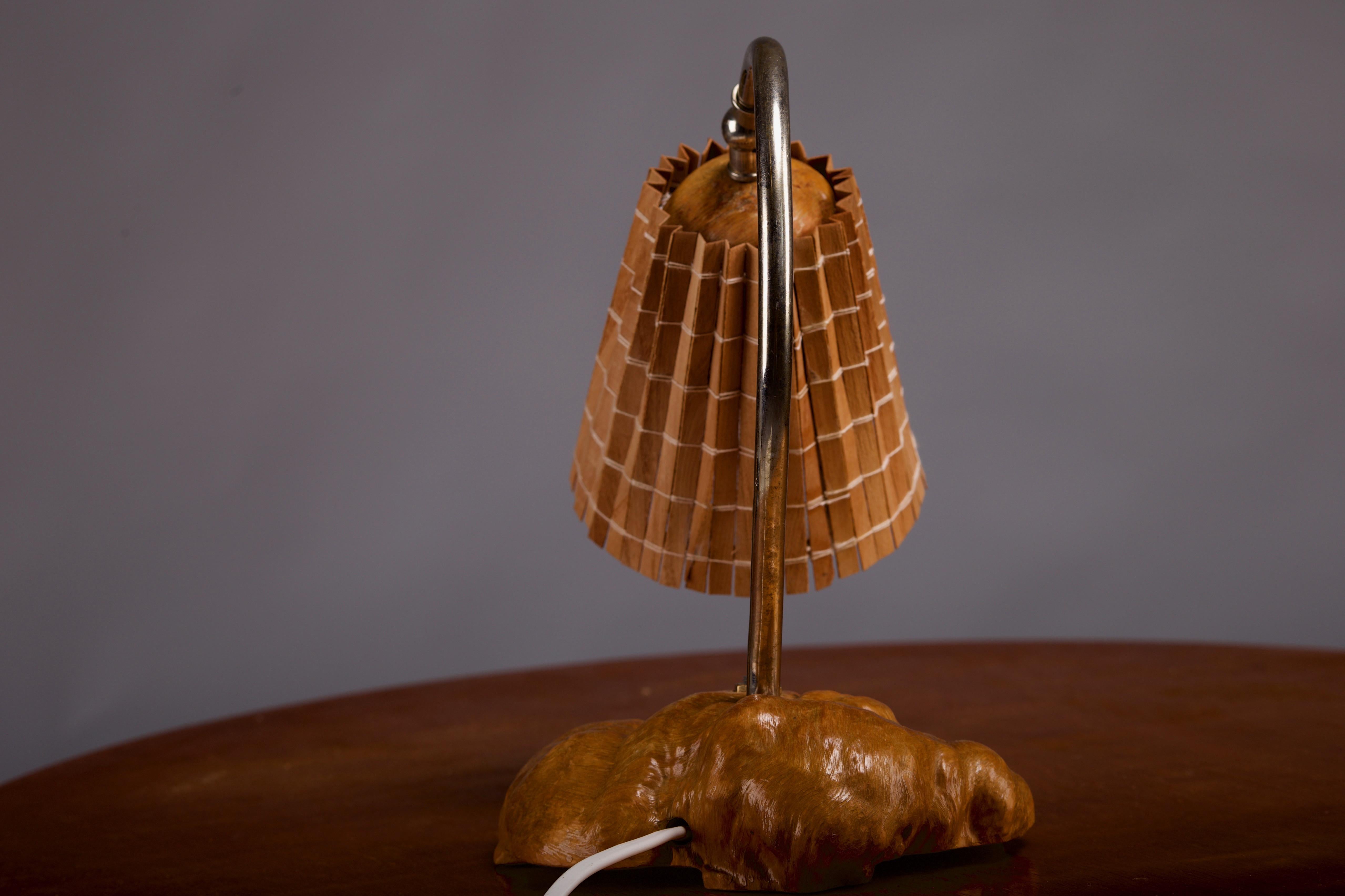 Finnish 1930/40's burl wood table lamp 1