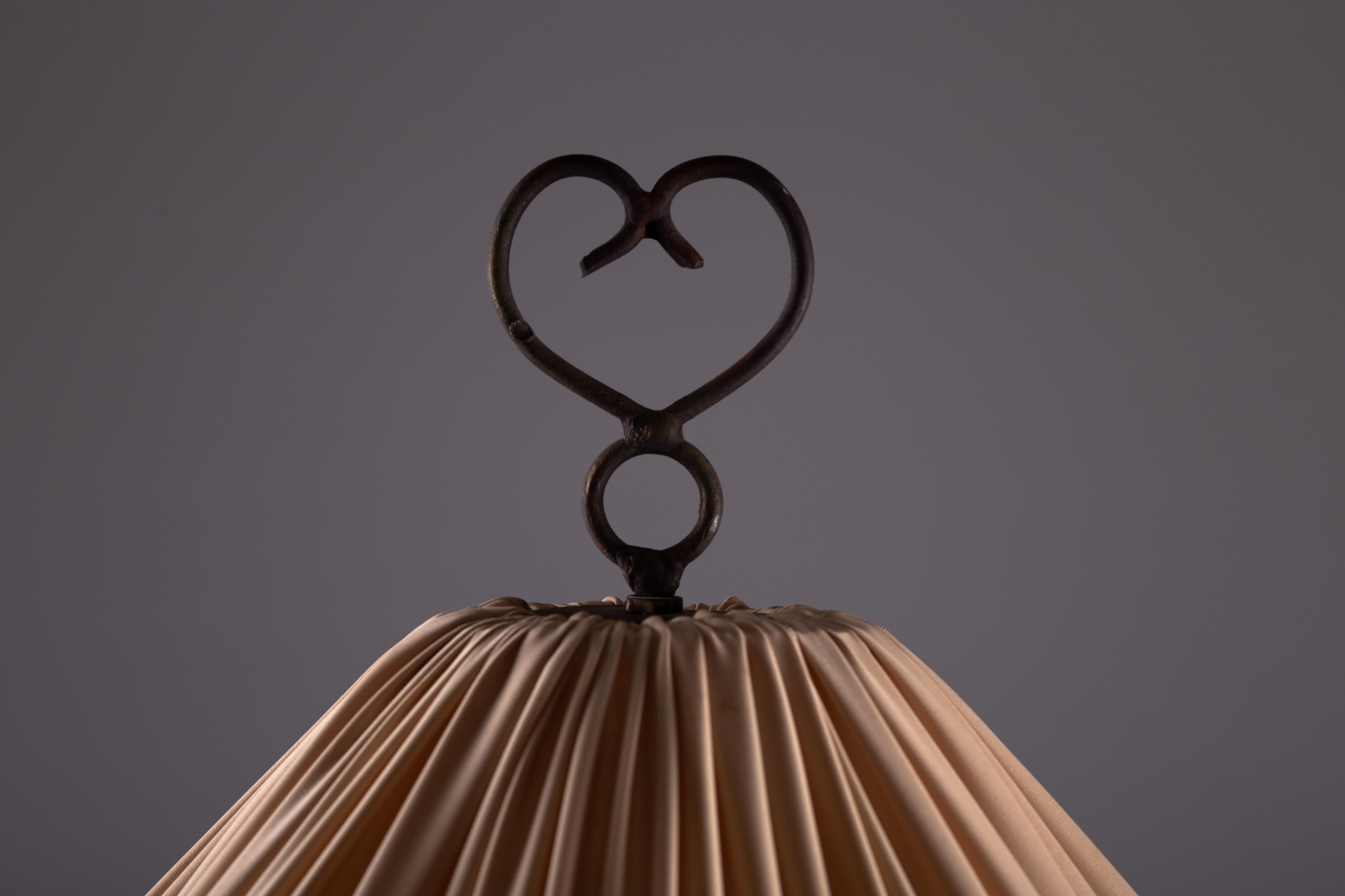 Finnische Stehlampe aus Schmiedeeisen aus den 1930er Jahren im Angebot 3