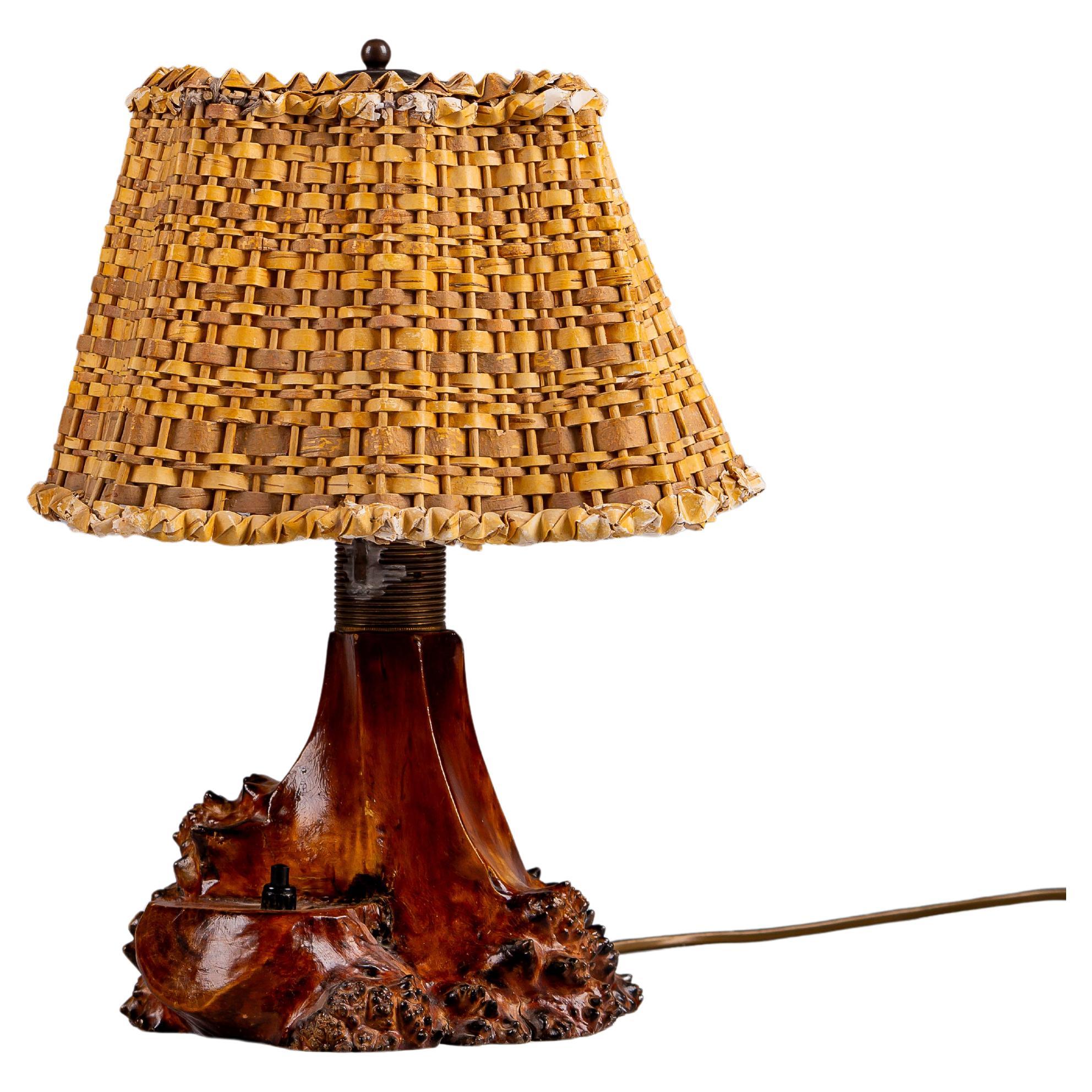 Finnish 1940s folk art table lamp made from curly birch For Sale