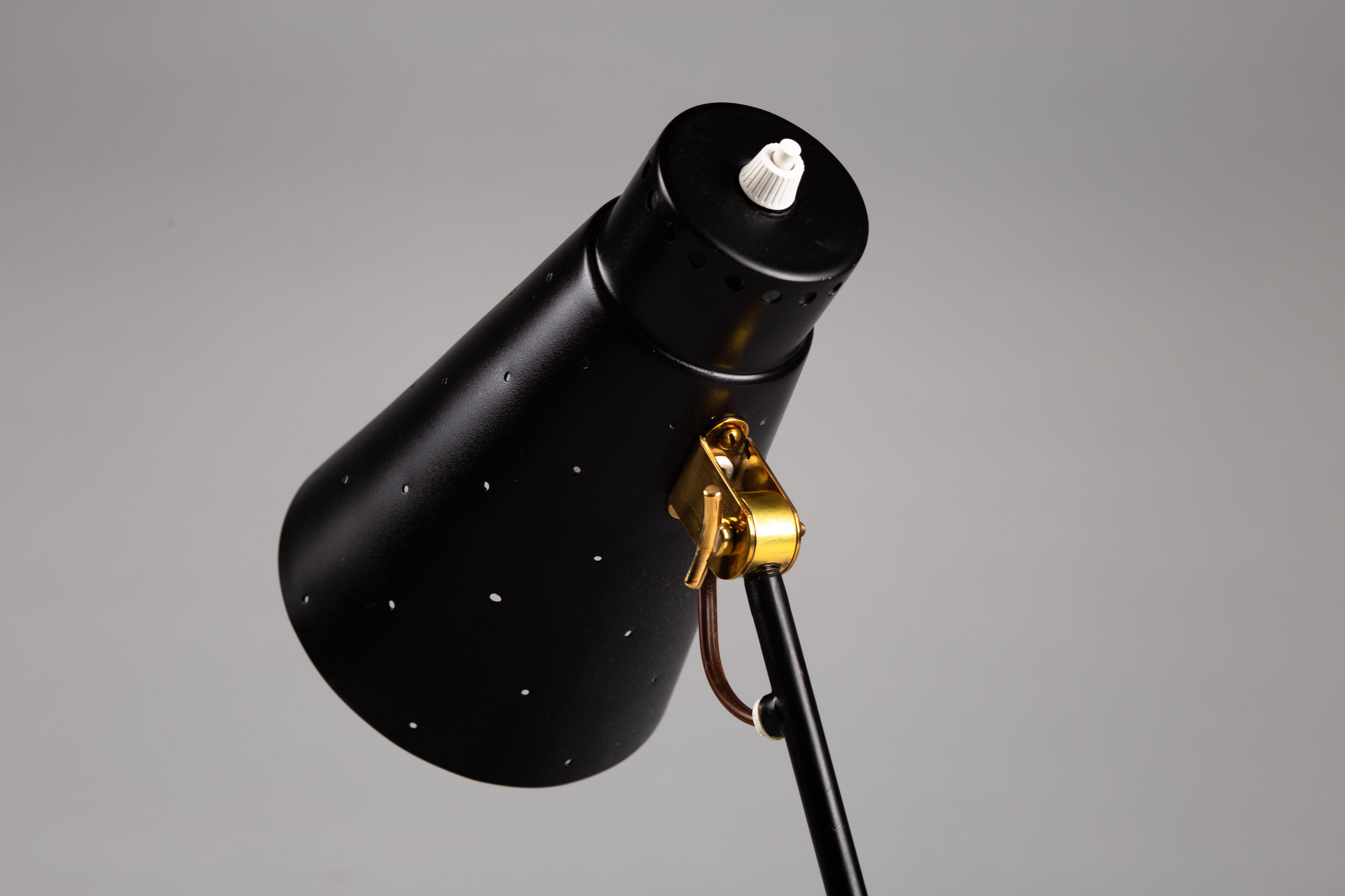 Lampe de table/applique finlandaise EV70 des années 1950 pour Itsu Oy en vente 2