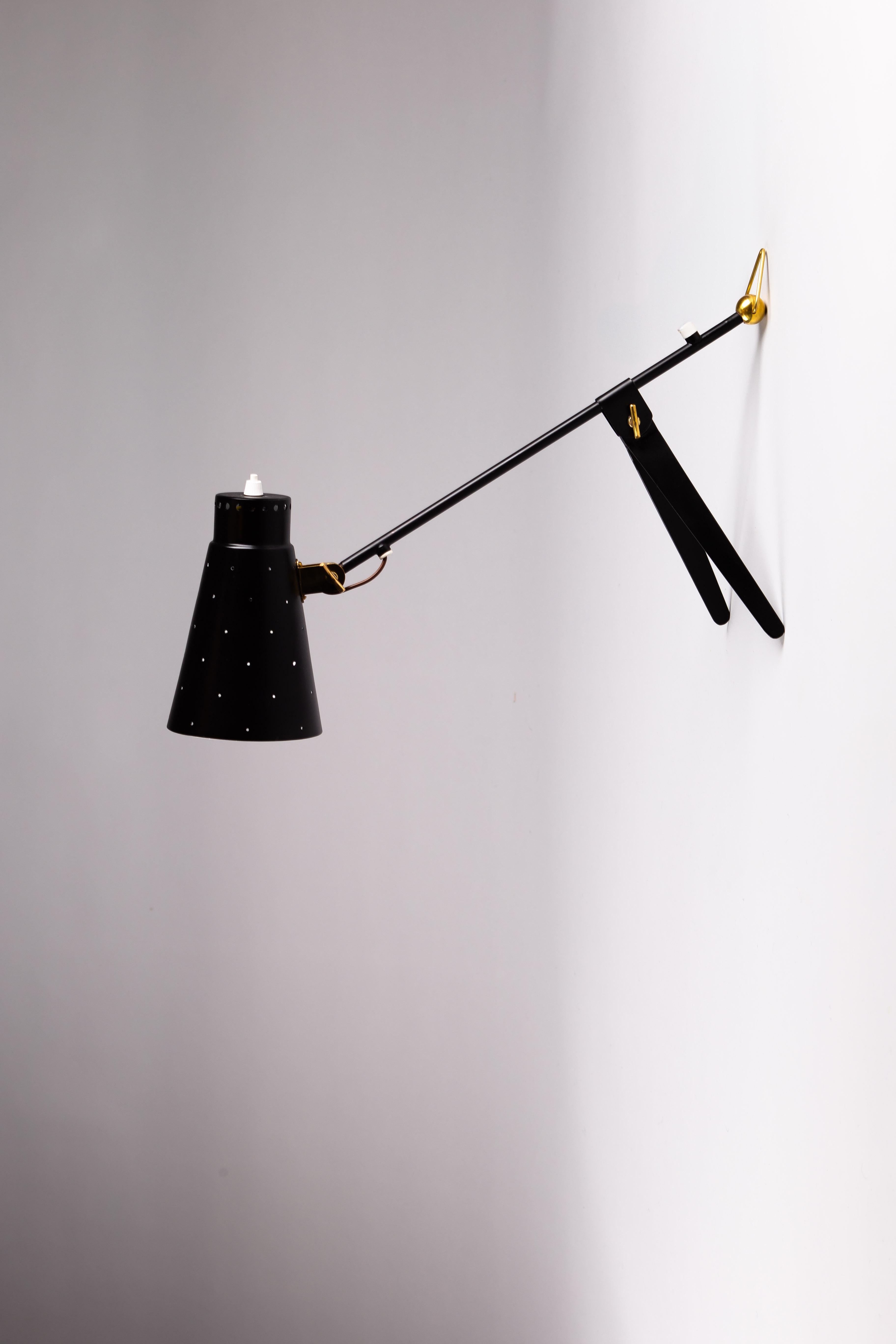 Lampe de table/applique finlandaise EV70 des années 1950 pour Itsu Oy en vente 7
