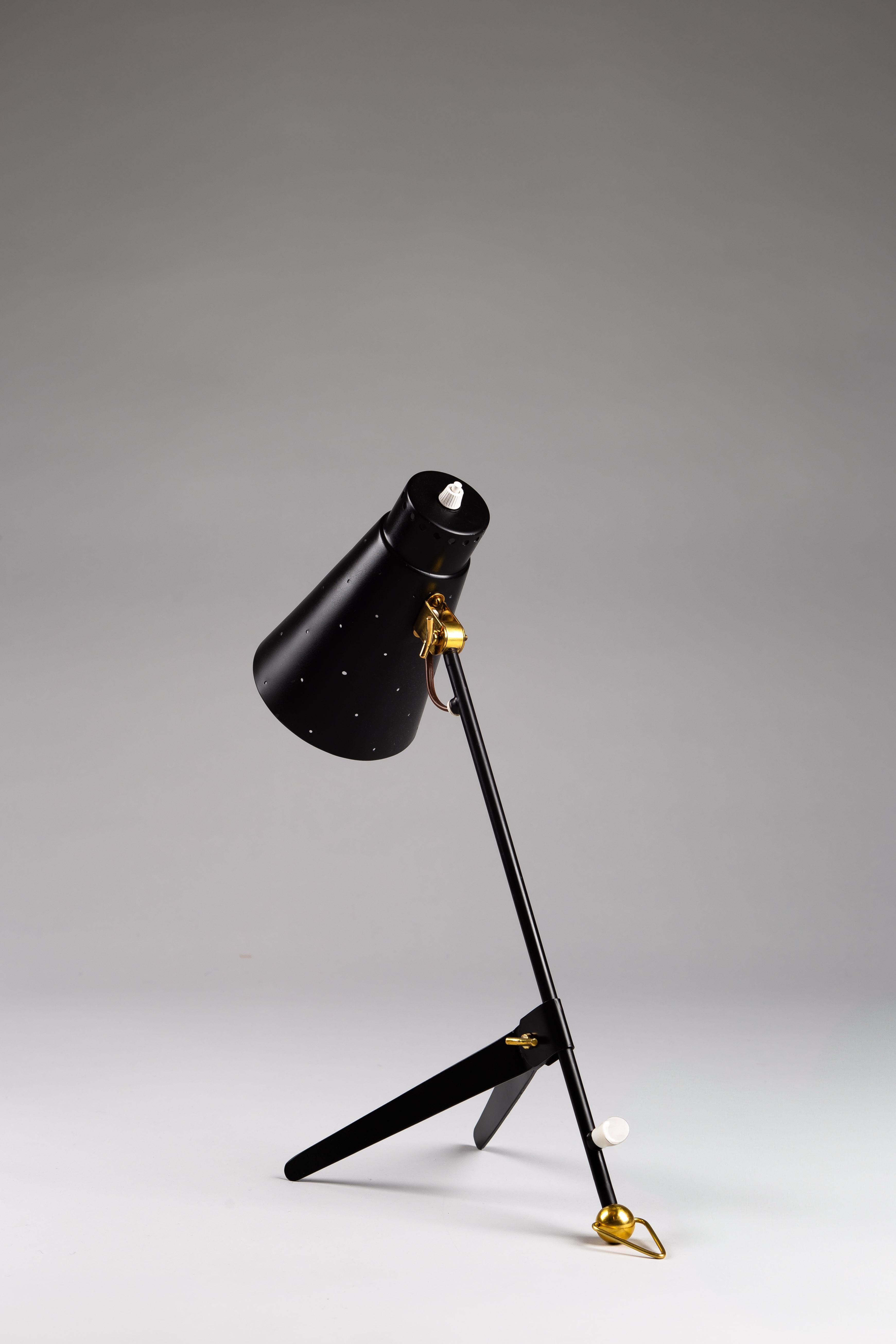 Lampe de table/applique finlandaise EV70 des années 1950 pour Itsu Oy en vente 8
