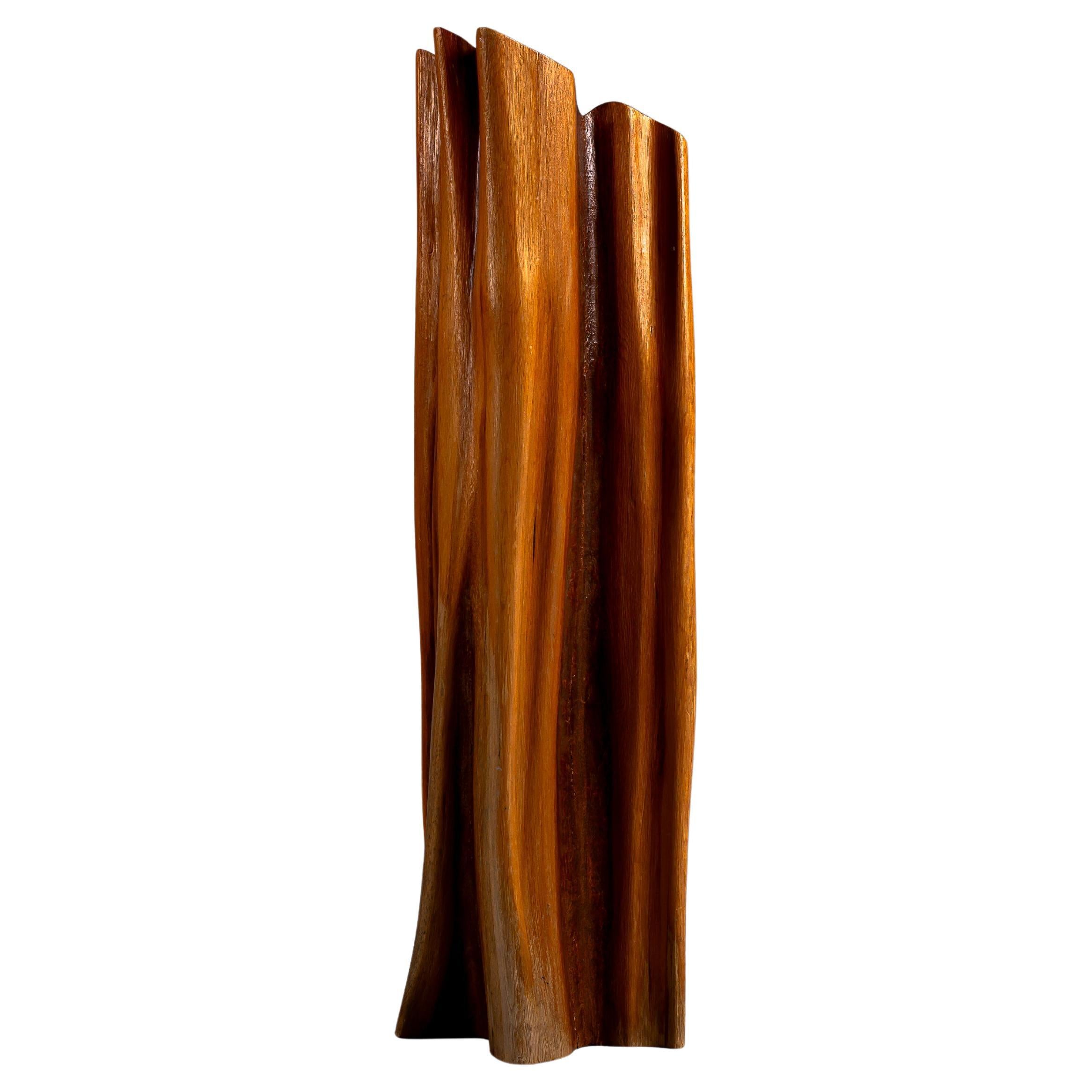 Grande vaso scultoreo in legno finlandese degli anni Settanta in vendita