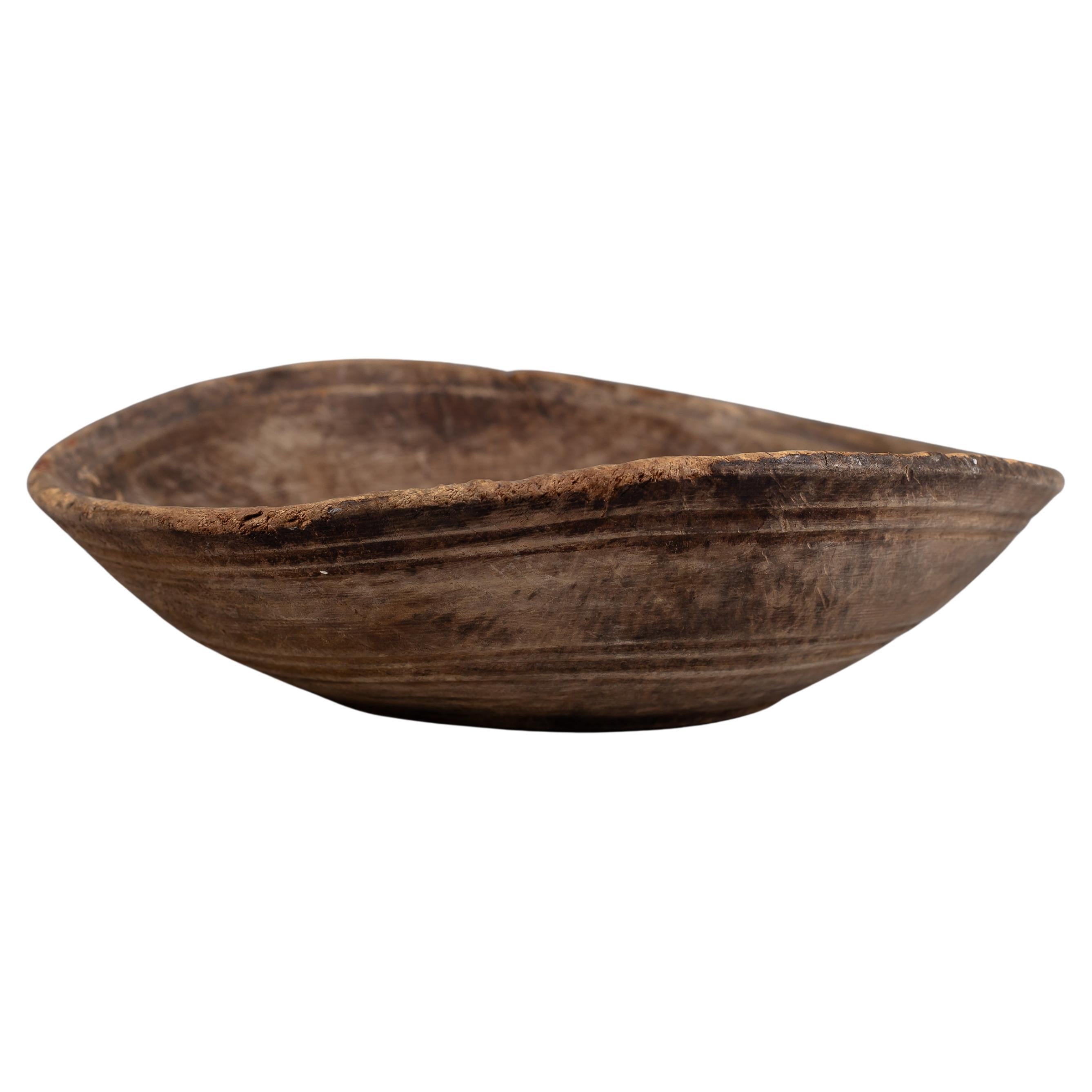 Finnish 19th century wooden folk art bowl