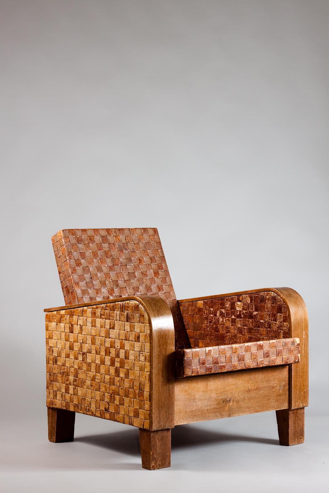 Unique hand-made lounge chair made from birch bark during the war-time in Finland. With its natural colour the chair will pop up like a piece of art. This is a real collectors item and also for the interior designer to include a piece of art in the