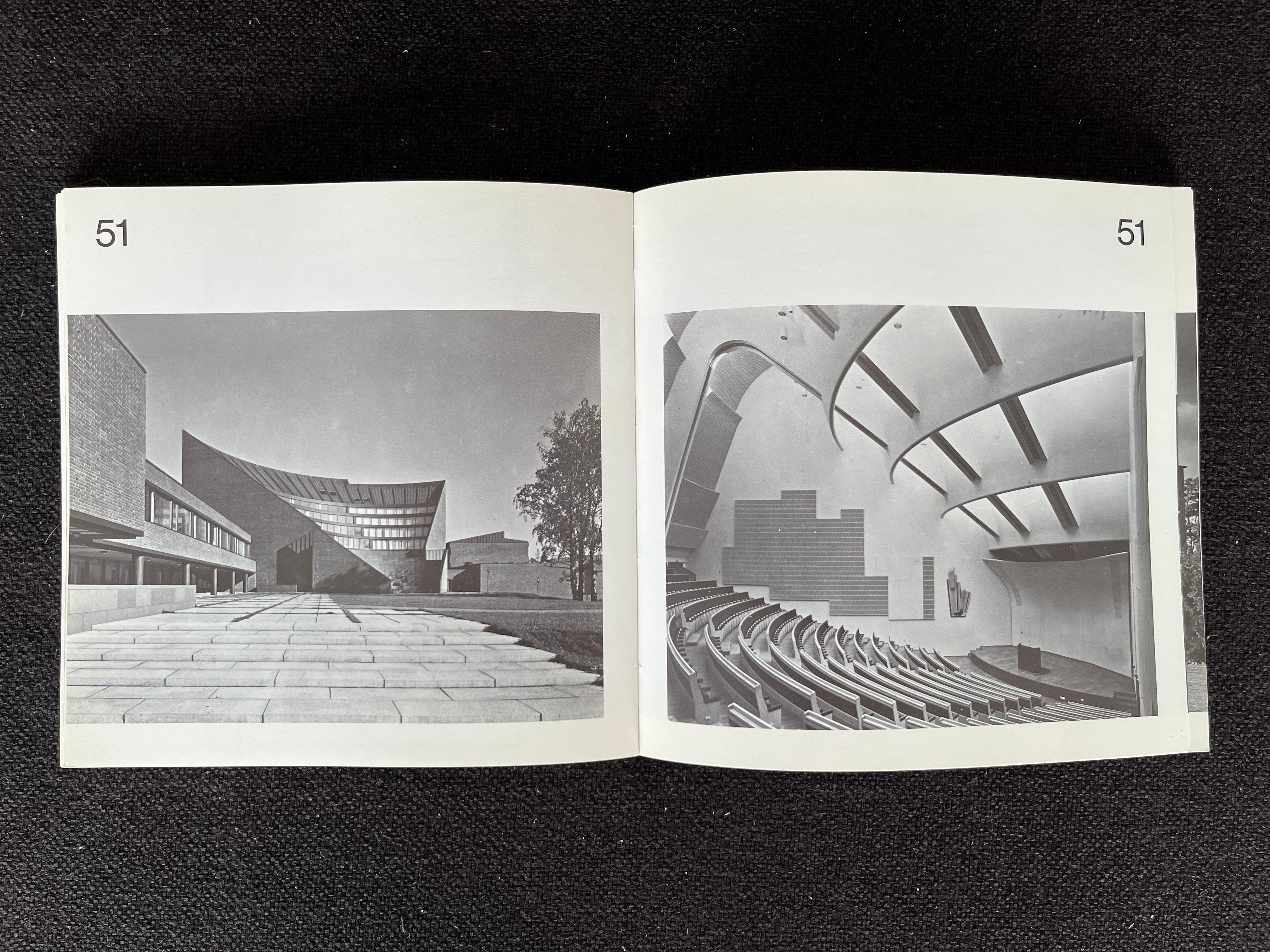 Finnisches Architekturbuch „Alvar Aalto und andere“, 1975 (Skandinavische Moderne) im Angebot