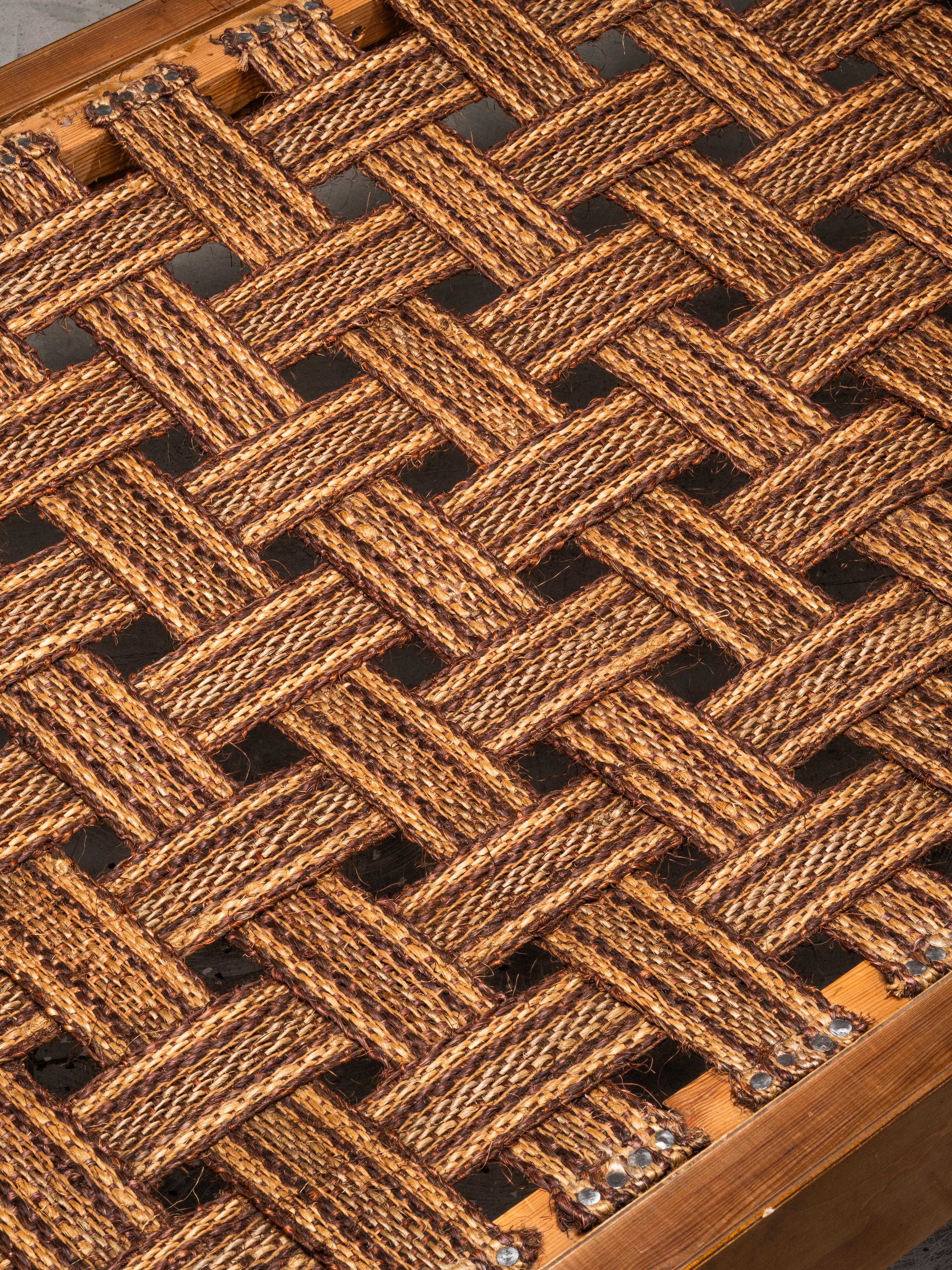 Finnish Art Deco Flame Birch Daybed, 1920s en vente 1