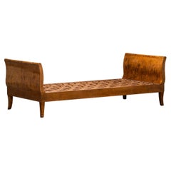 Finnish Art Deco Flame Birch Daybed, 1920s