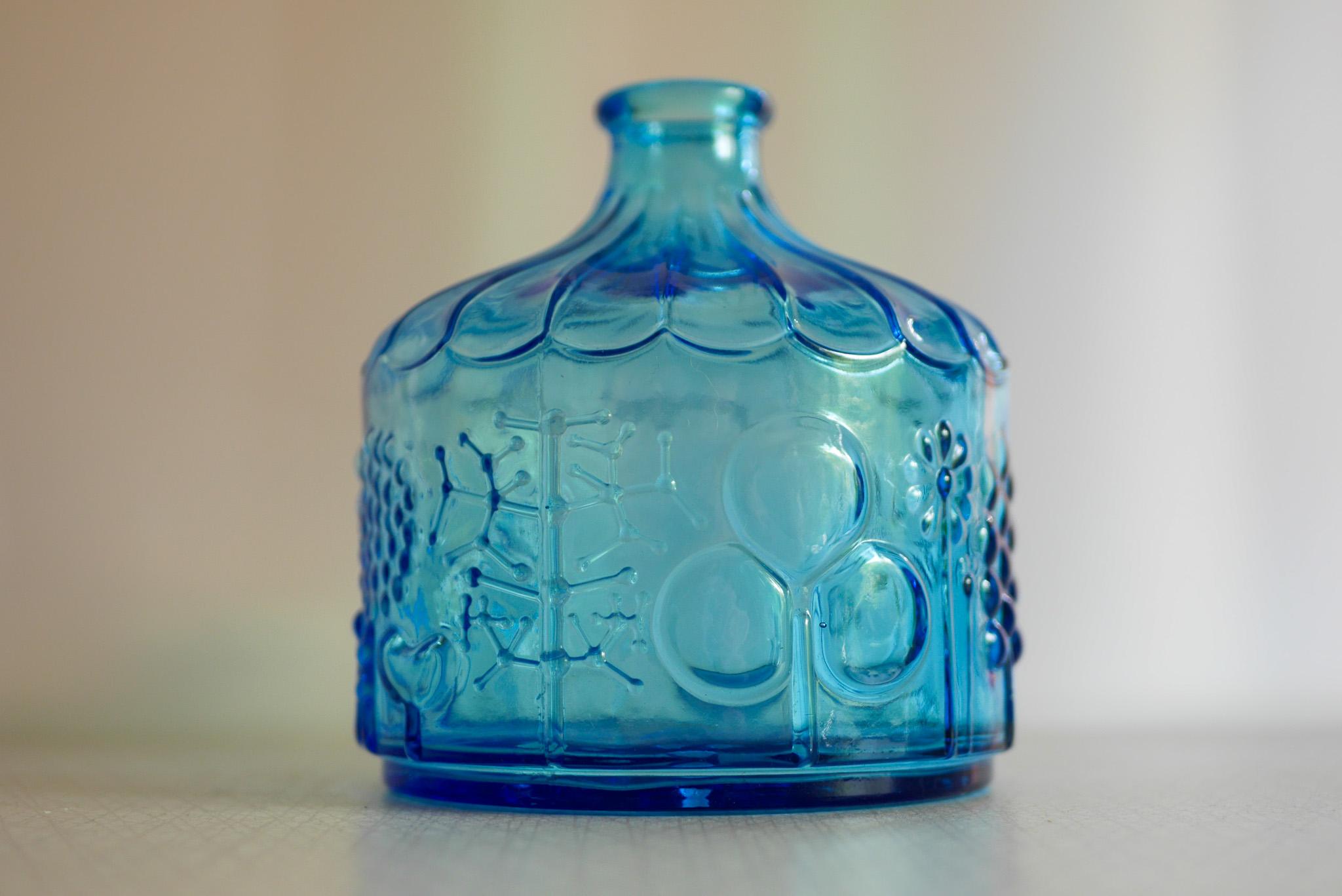 Fiaschetta o vaso in vetro artistico finlandese 