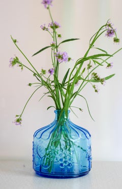 Finnish art glass design “Flora" flask or vase by Oiva Toikka for Nuutajärvi.