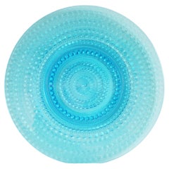 Finnish art glass design “Kastelhemi" plate by Oiva Toikka for Iittala.