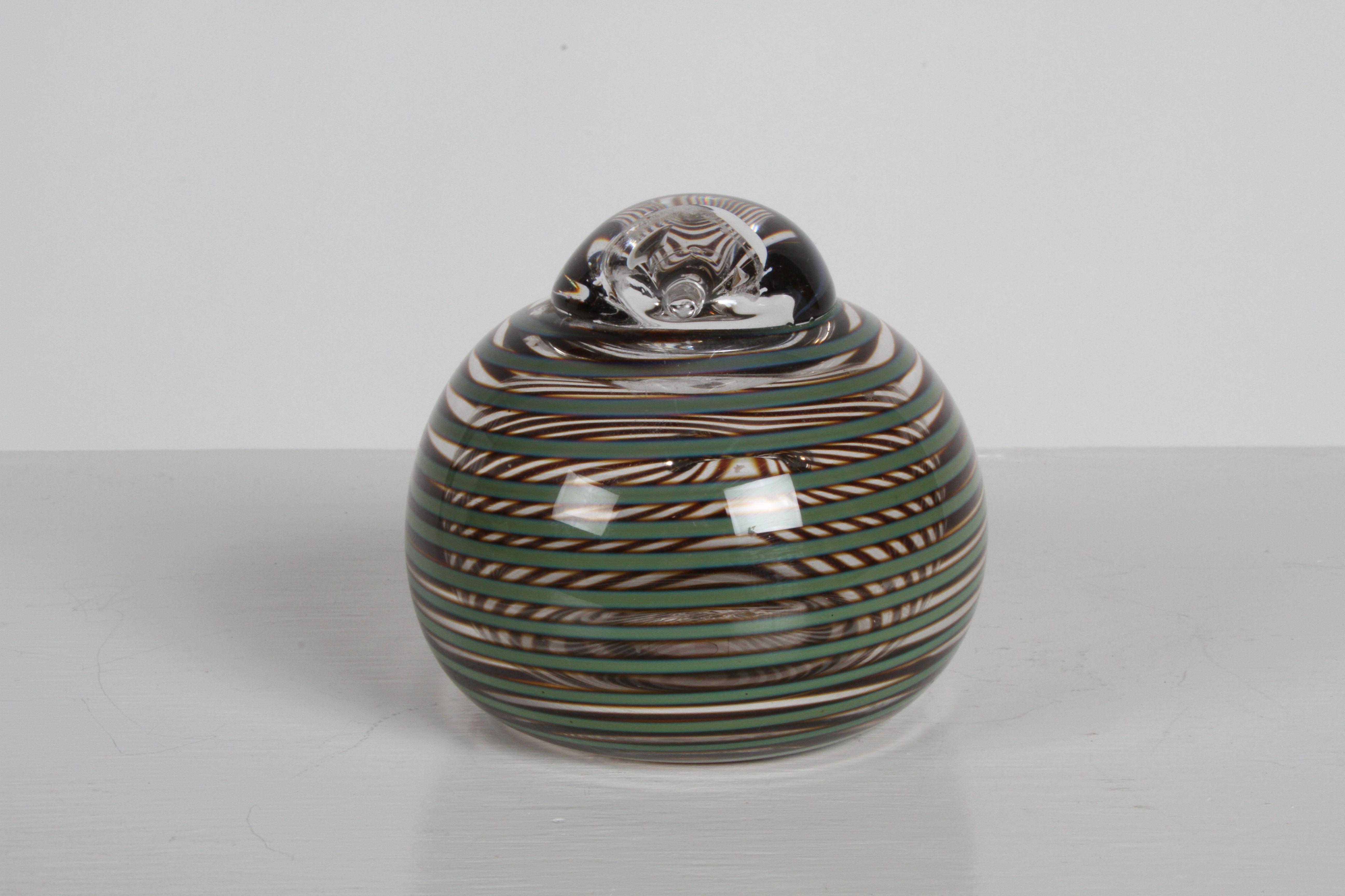 Mid-Century moderno L'artista finlandese Oiva Toikka in vetro a righe Whippoorwill o Willow Duck di Iittala in vendita