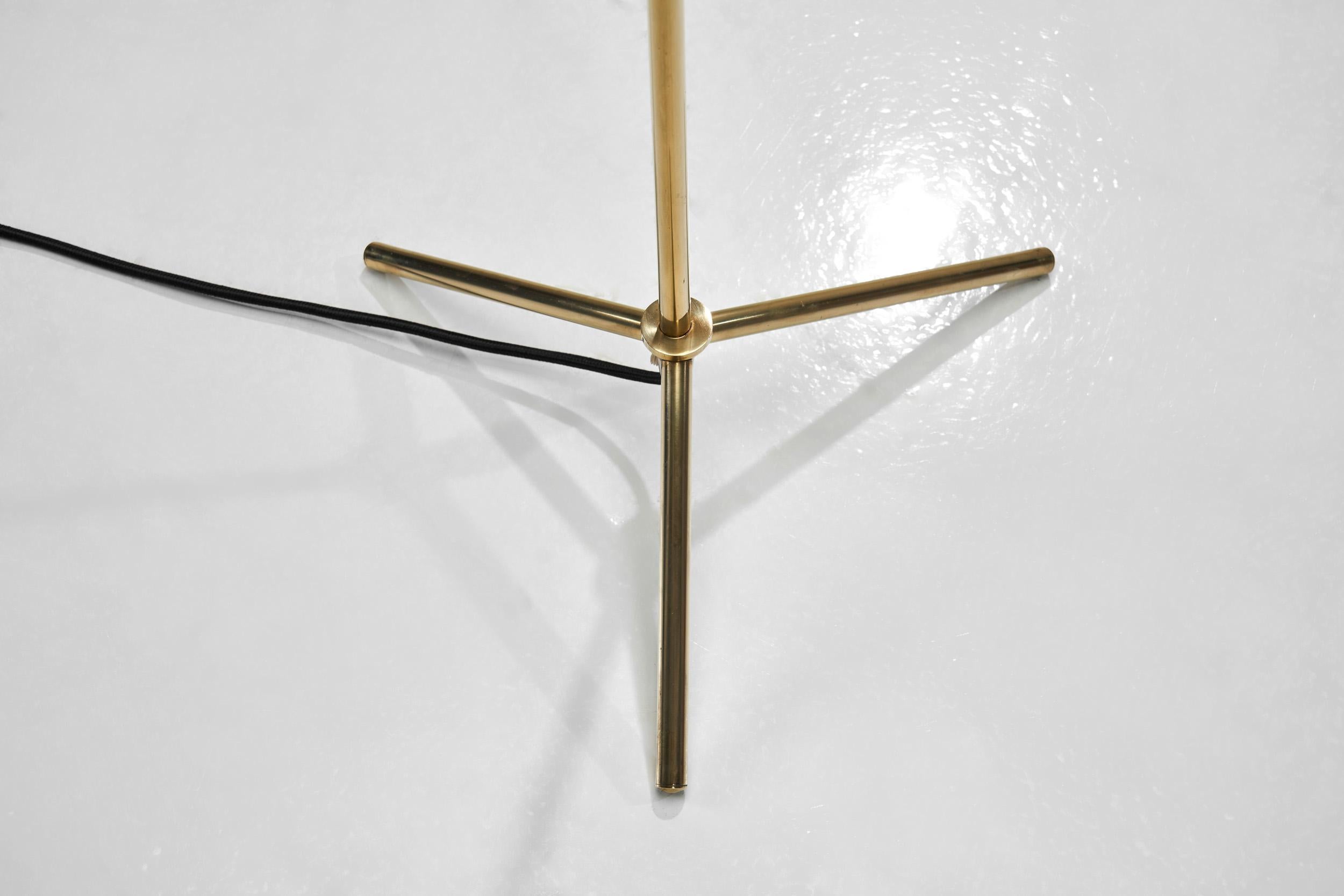 Finnish Brass Floor Lamp for Stockmann Orno, Finland Mid-20th Century For Sale 14