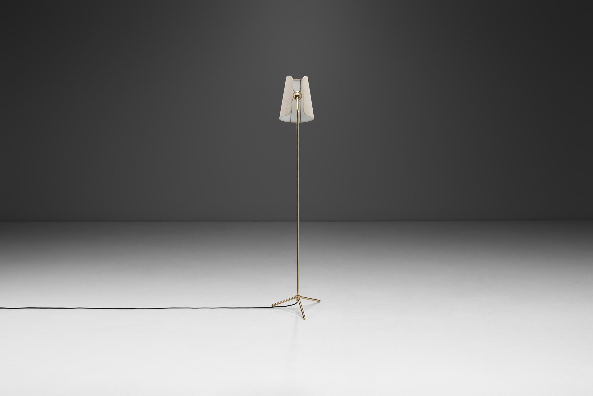 Finnish Brass Floor Lamp for Stockmann Orno, Finland Mid-20th Century For Sale 5