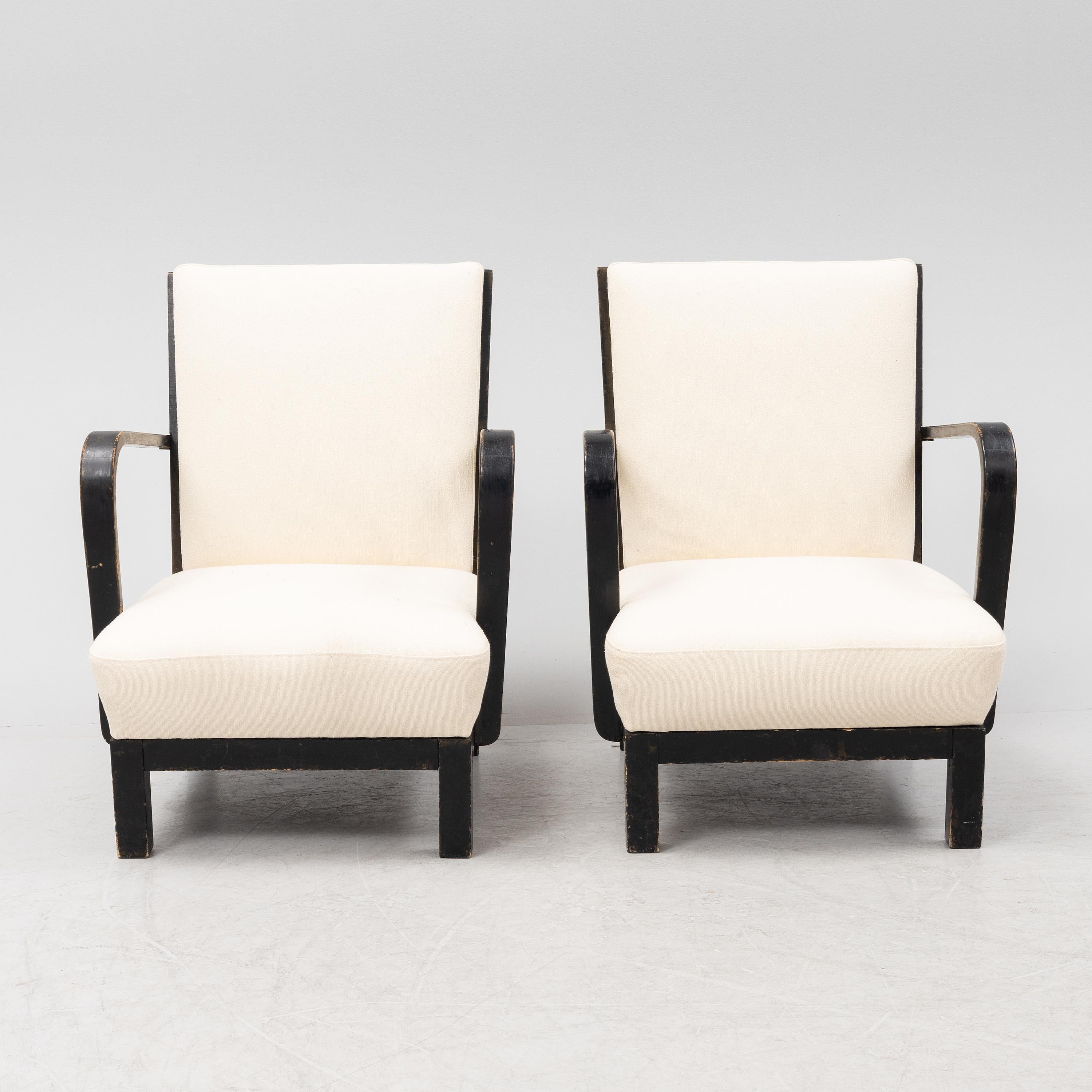Scandinavian Modern Art Deco Finnish Lounge Chairs, Ivory Boucle, Made by Asko, Finland 1935 For Sale