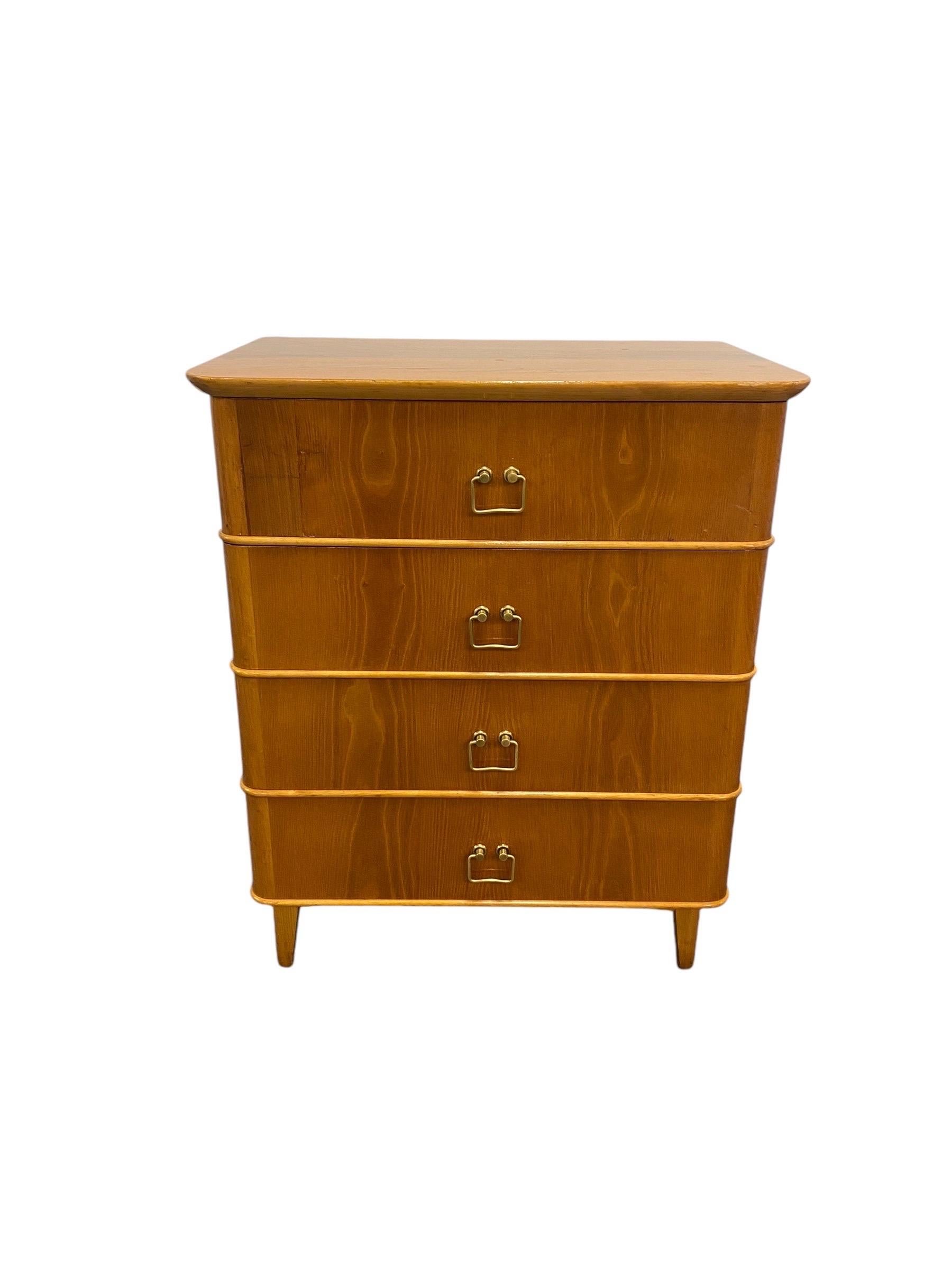 A typical 1950s Finnish chest of drawers in solid birch and veneer. This size is suitable for any room really, being it a bedroom, kitchen, corridor, a hallway or a dining room. 

Finnish Design is sought after worldwide for it's simplicity,