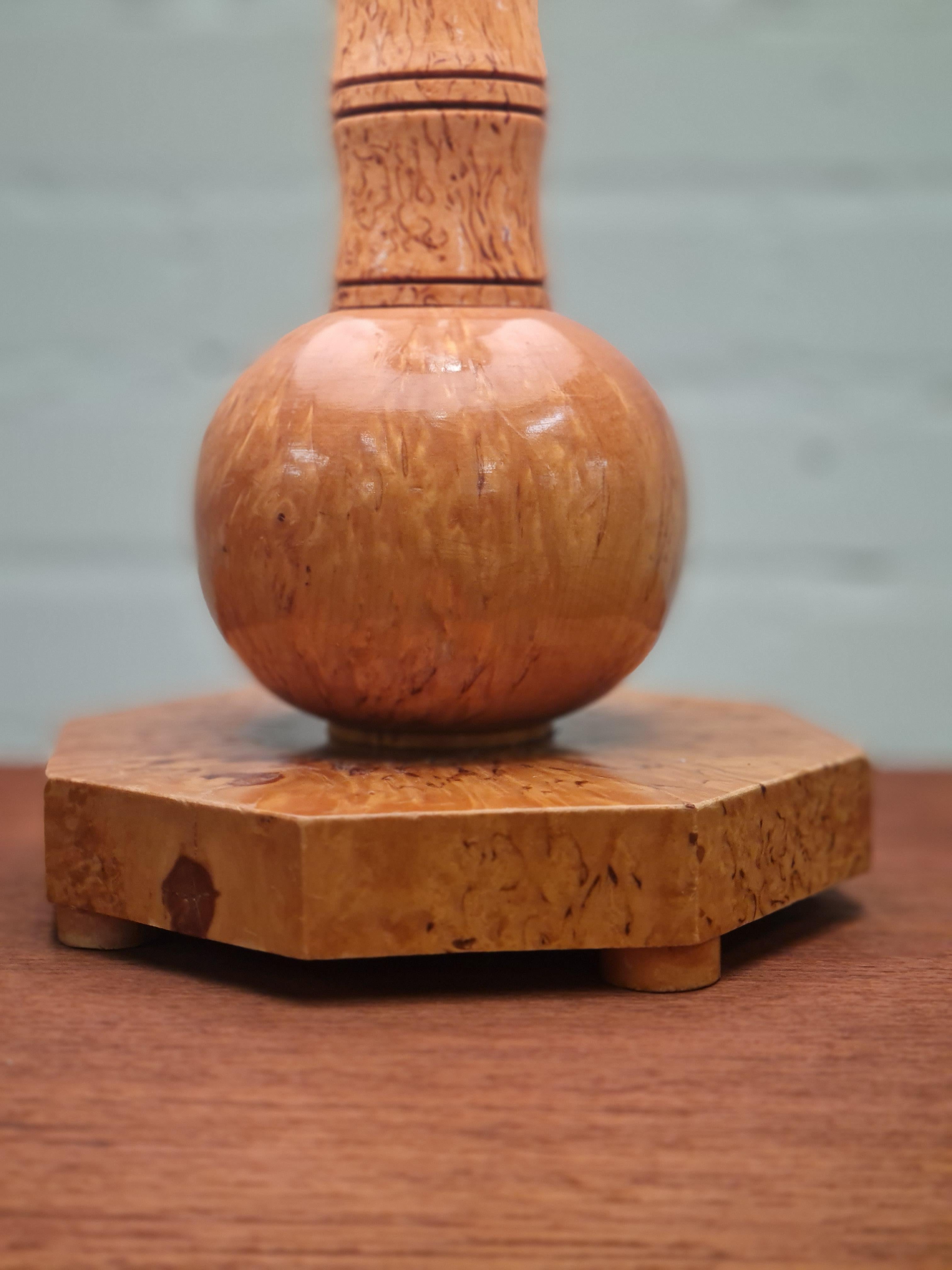 Finnish Curly Silver Birch Burl Tablelamp 1940s For Sale 1