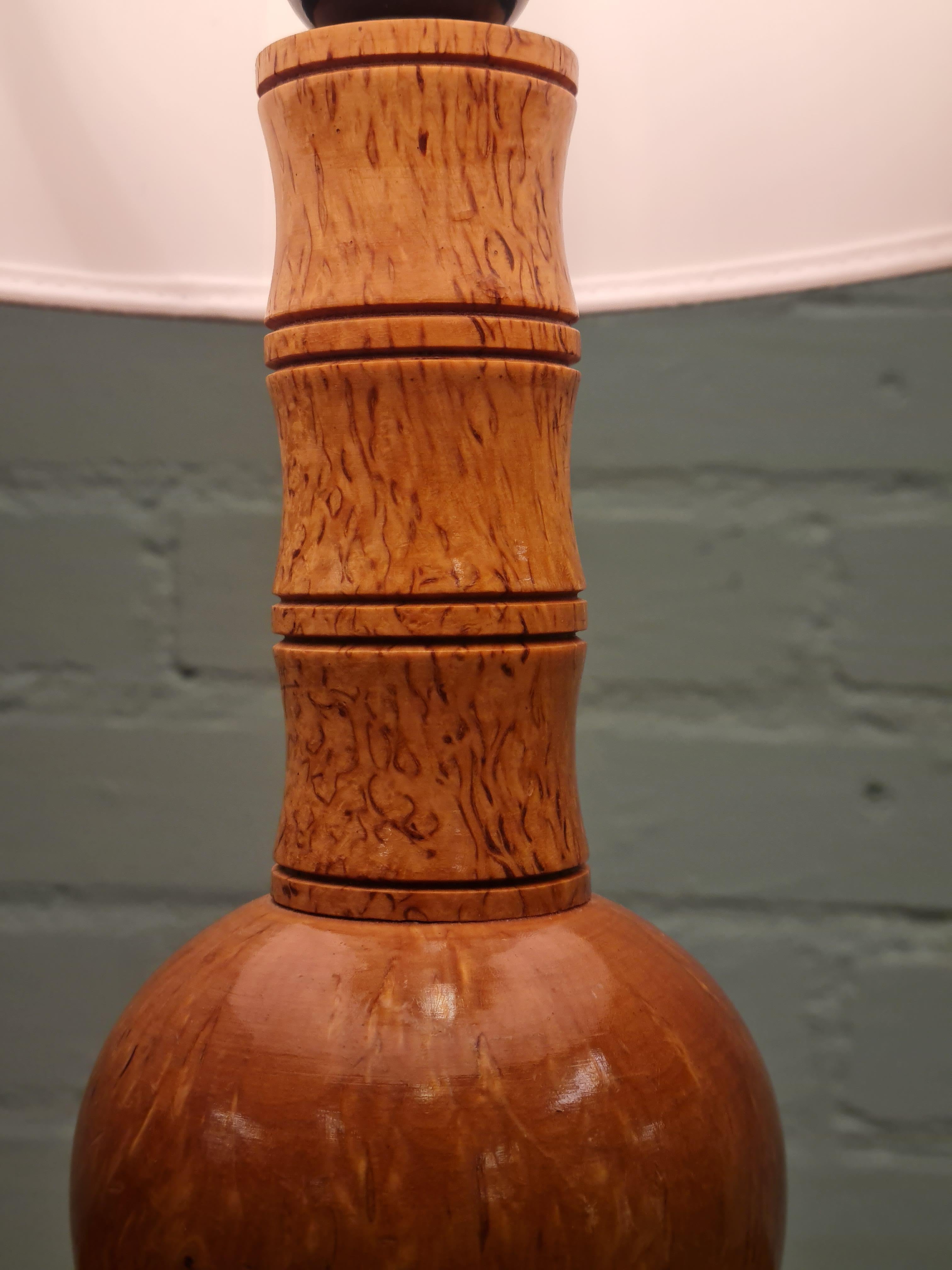 Finnish Curly Silver Birch Burl Tablelamp 1940s For Sale 2