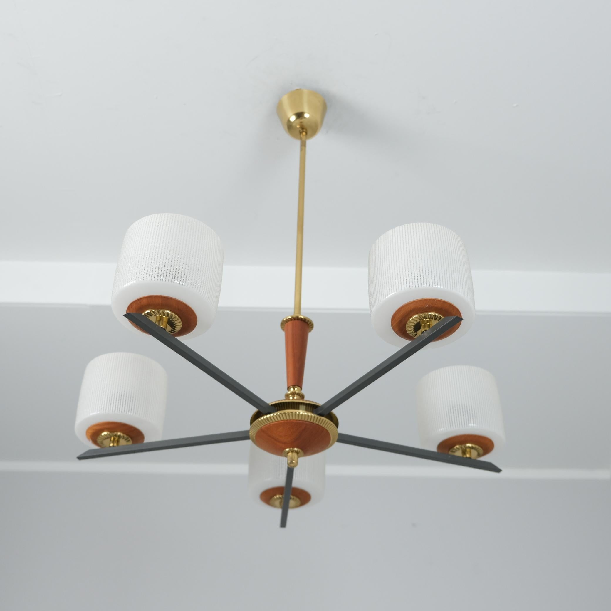 Finnish Design Chandelier in Brass, Teak and Glass, Finland 1970s For Sale 3