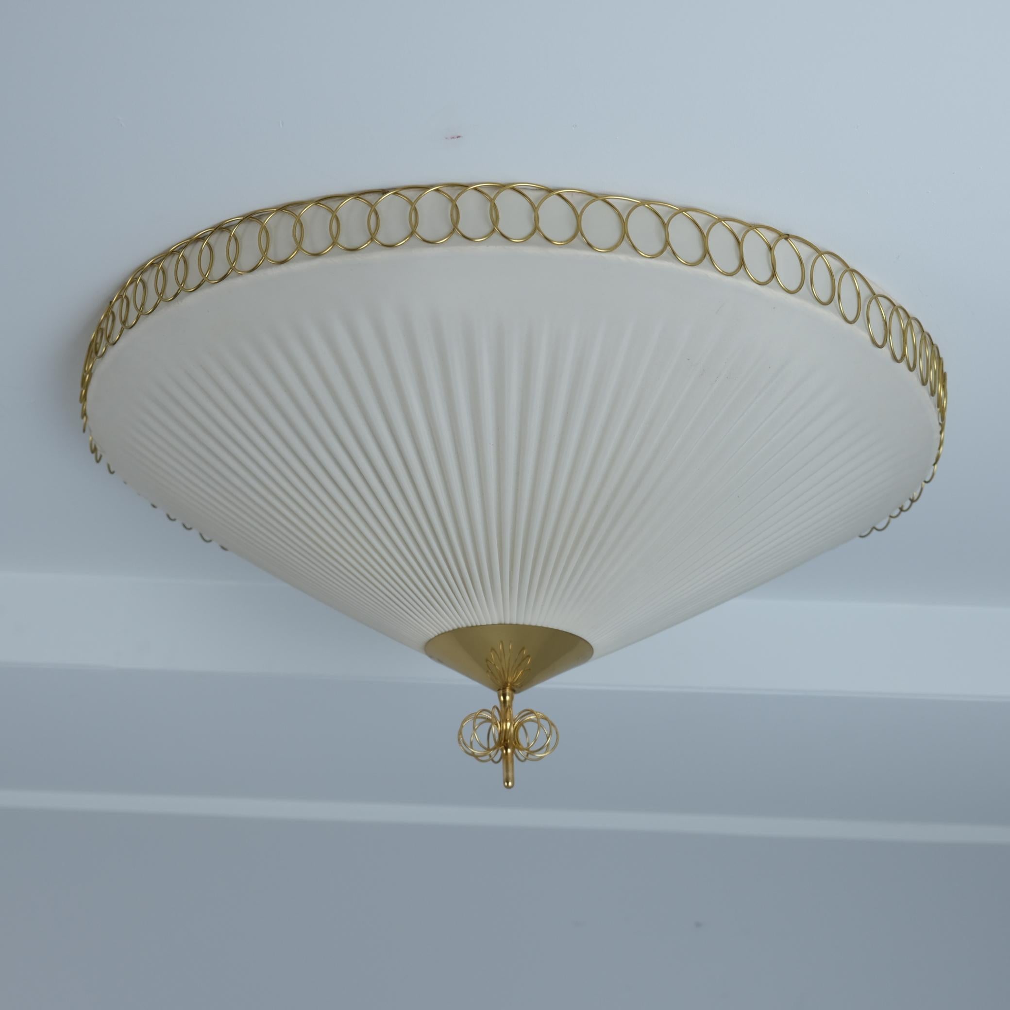 Lampada da incasso di design finlandese modello 1241 in ottone e tessuto sintetico, Valinte 1950 in vendita 3