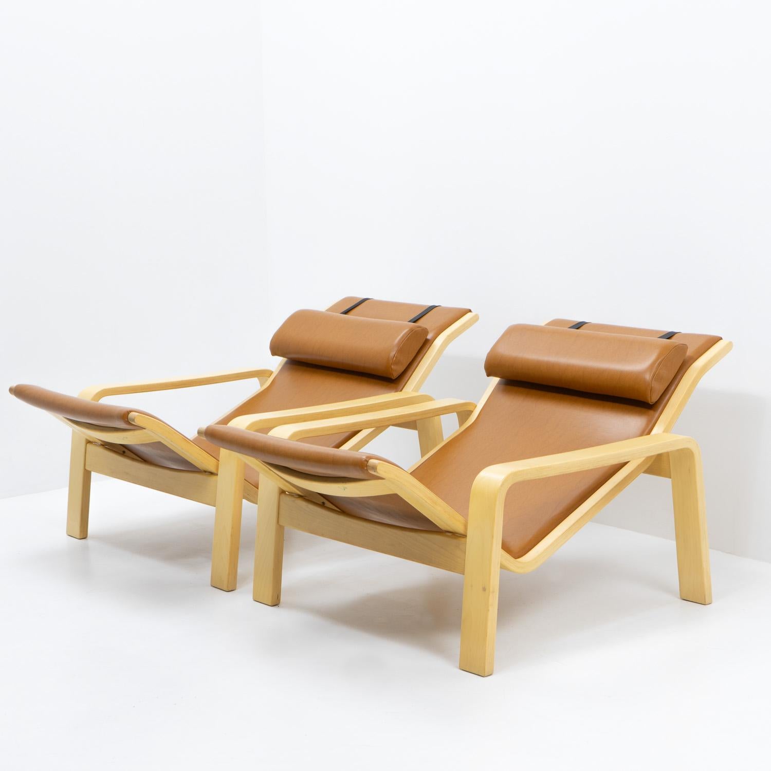 Pulkka-Loungesessel im finnischen Design von Ilmari Laippainen für Asko, 1960er Jahre, Set (Moderne der Mitte des Jahrhunderts) im Angebot