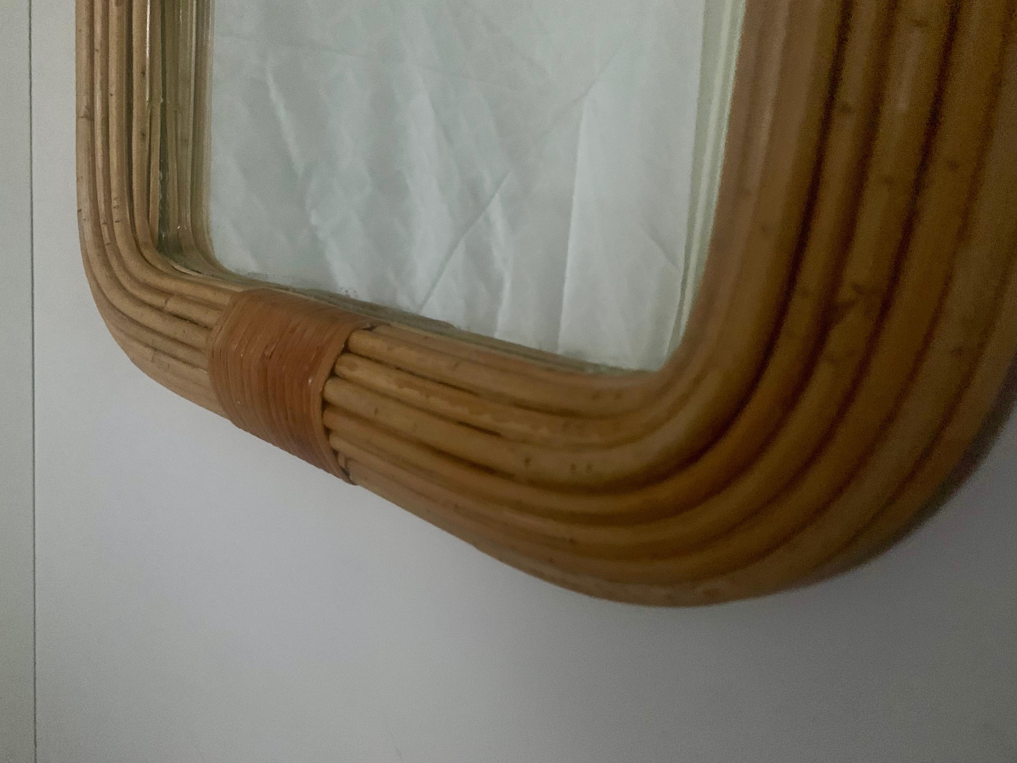 XIX secolo Specchio da parete in rattan dal design finlandese in vendita