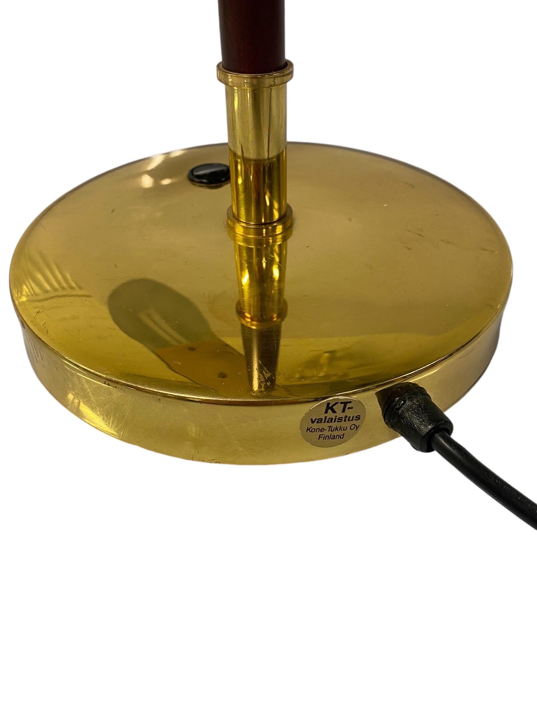 KT-Valaistus Design Table Lamp in Teak & Brass, Kone Tukku Oy Finland For Sale 3