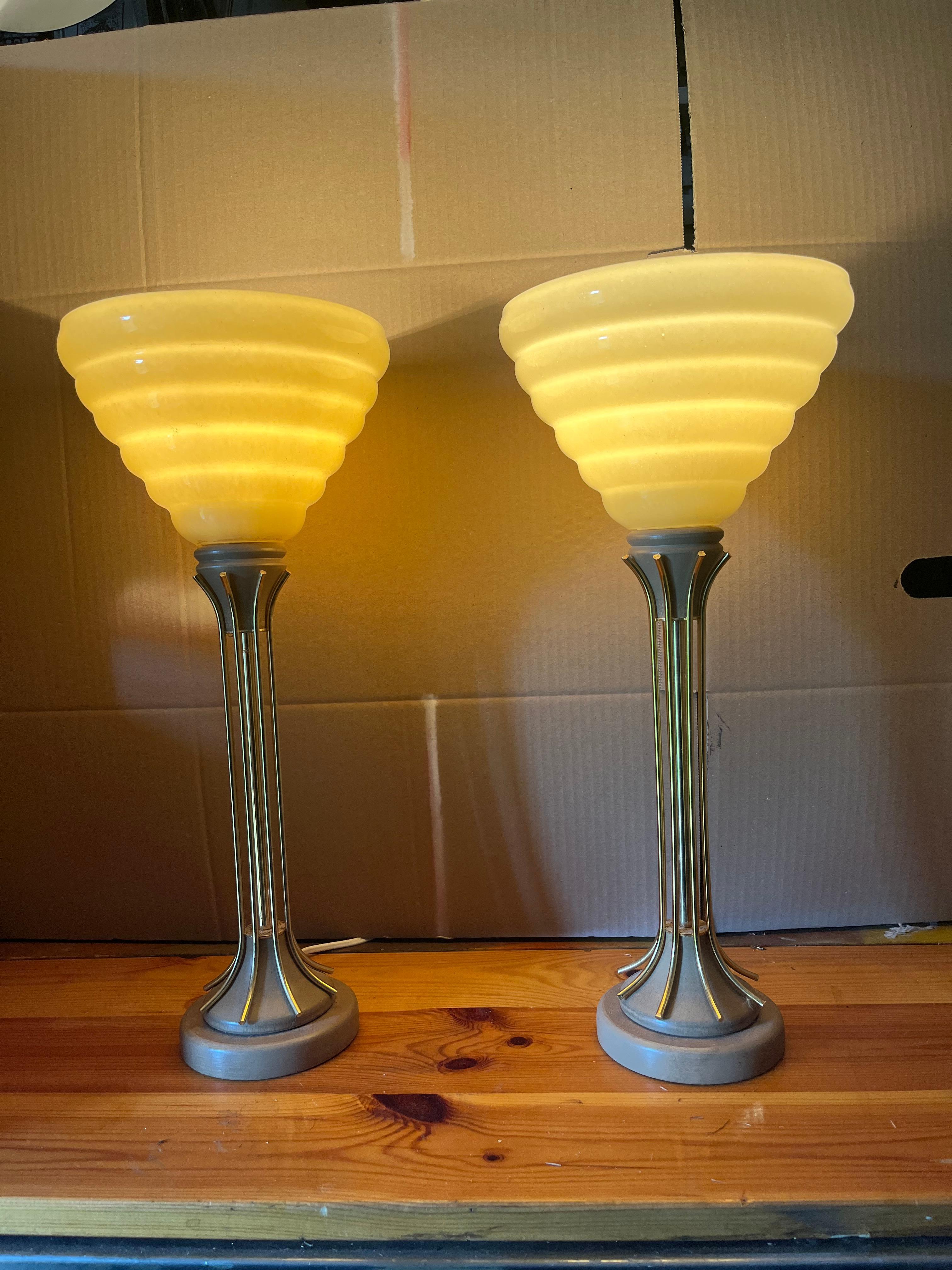 Finnish design table lamps pair, Tynell glass. For Sale 3