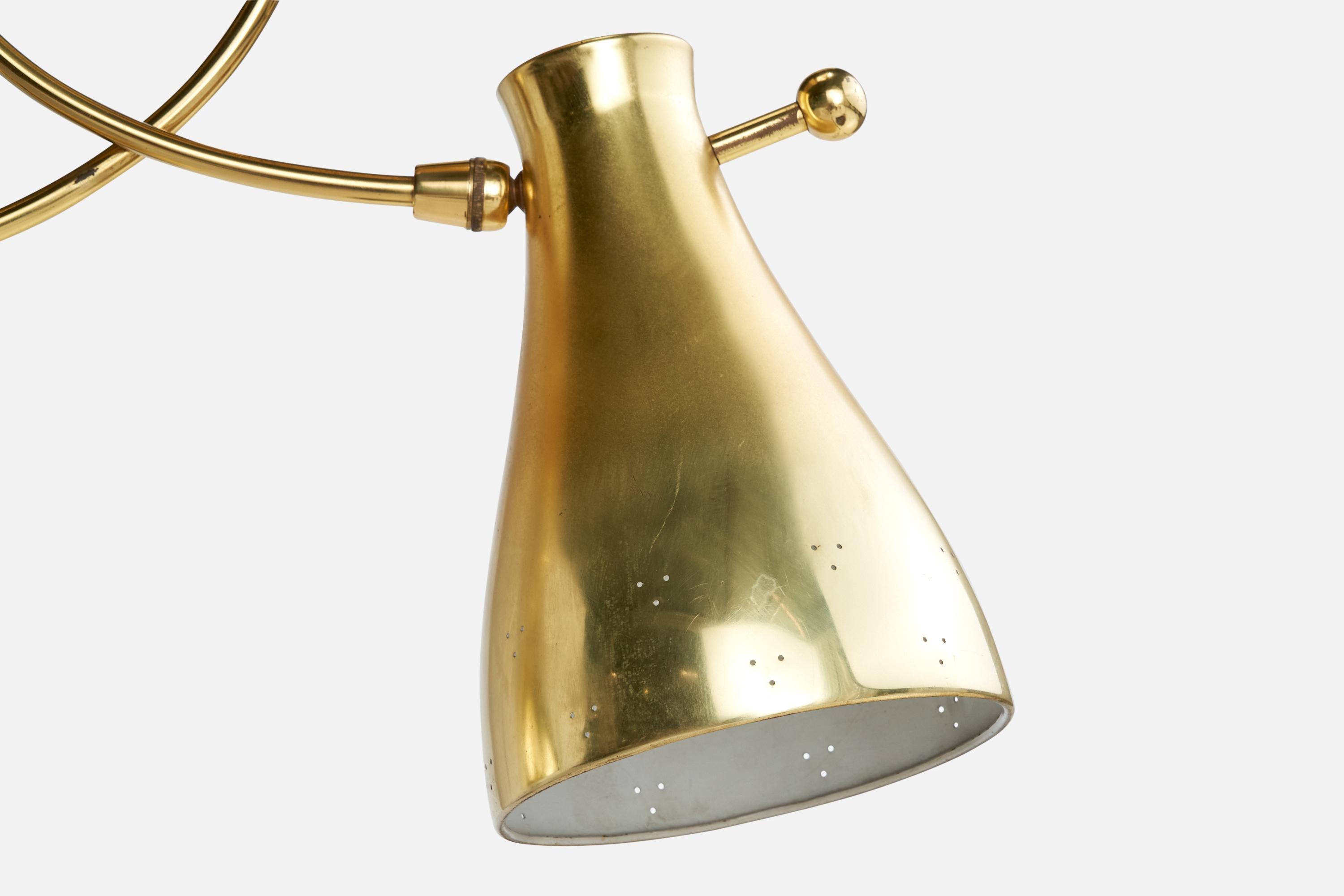 Metà XX secolo Designer finlandese, Lampadario, Ottone, Finlandia, anni '50 in vendita