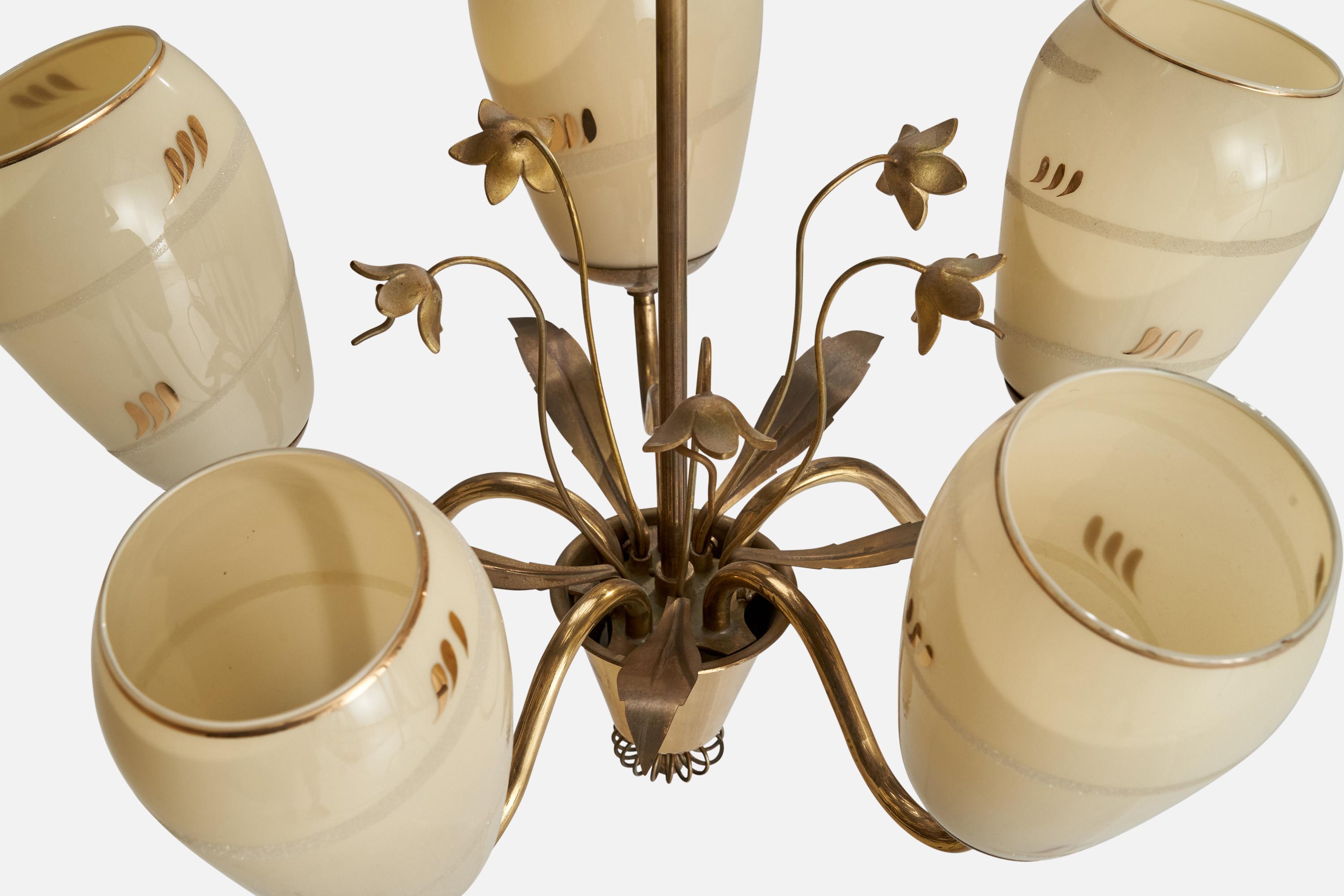 Finnischer Designer, Kronleuchter, Messing, Glas, Finnland, 1940er Jahre im Angebot 1