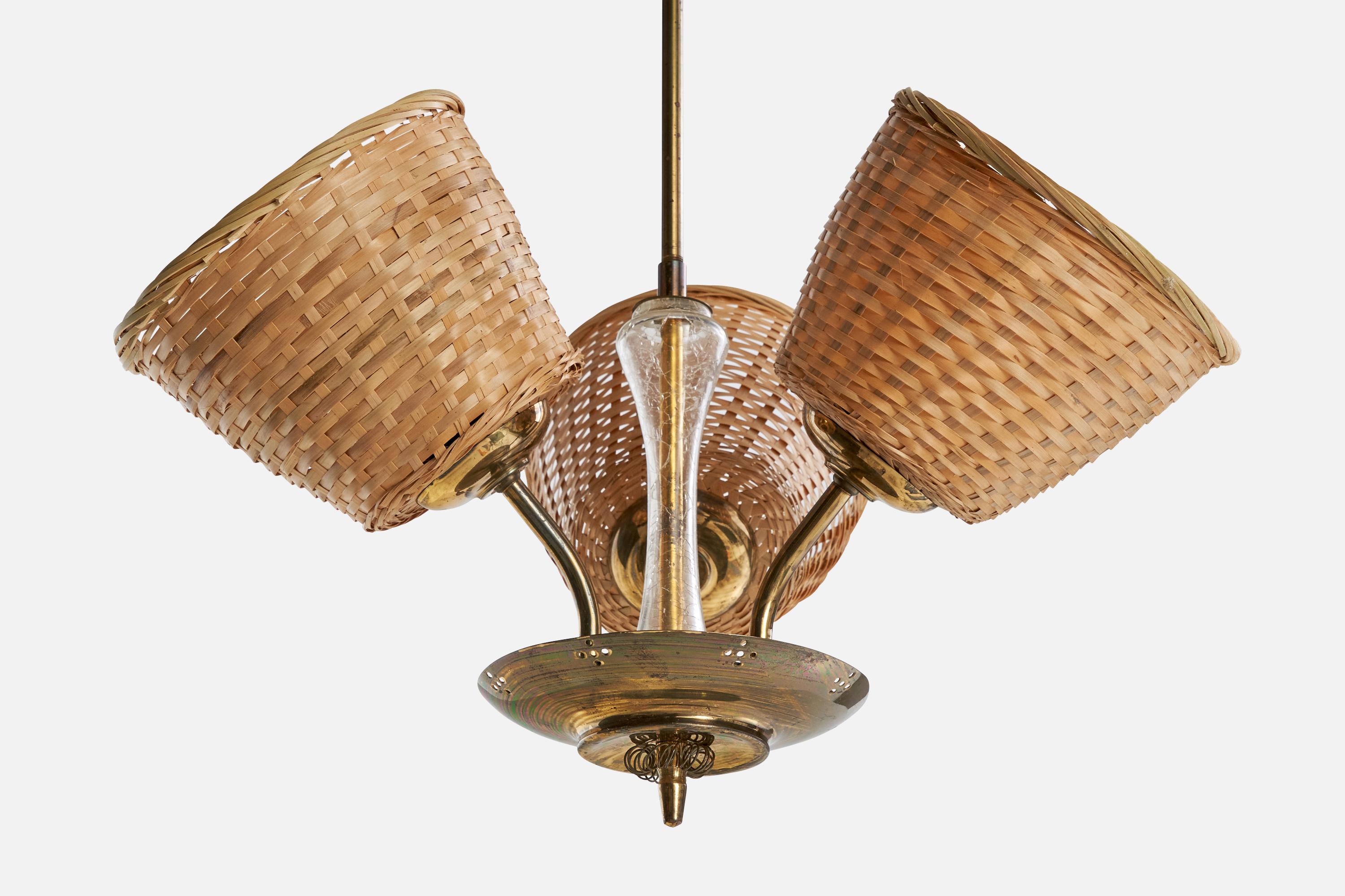 Designer finlandese, lampadario, ottone, vetro, rattan, Finlandia, anni '40 in vendita 1