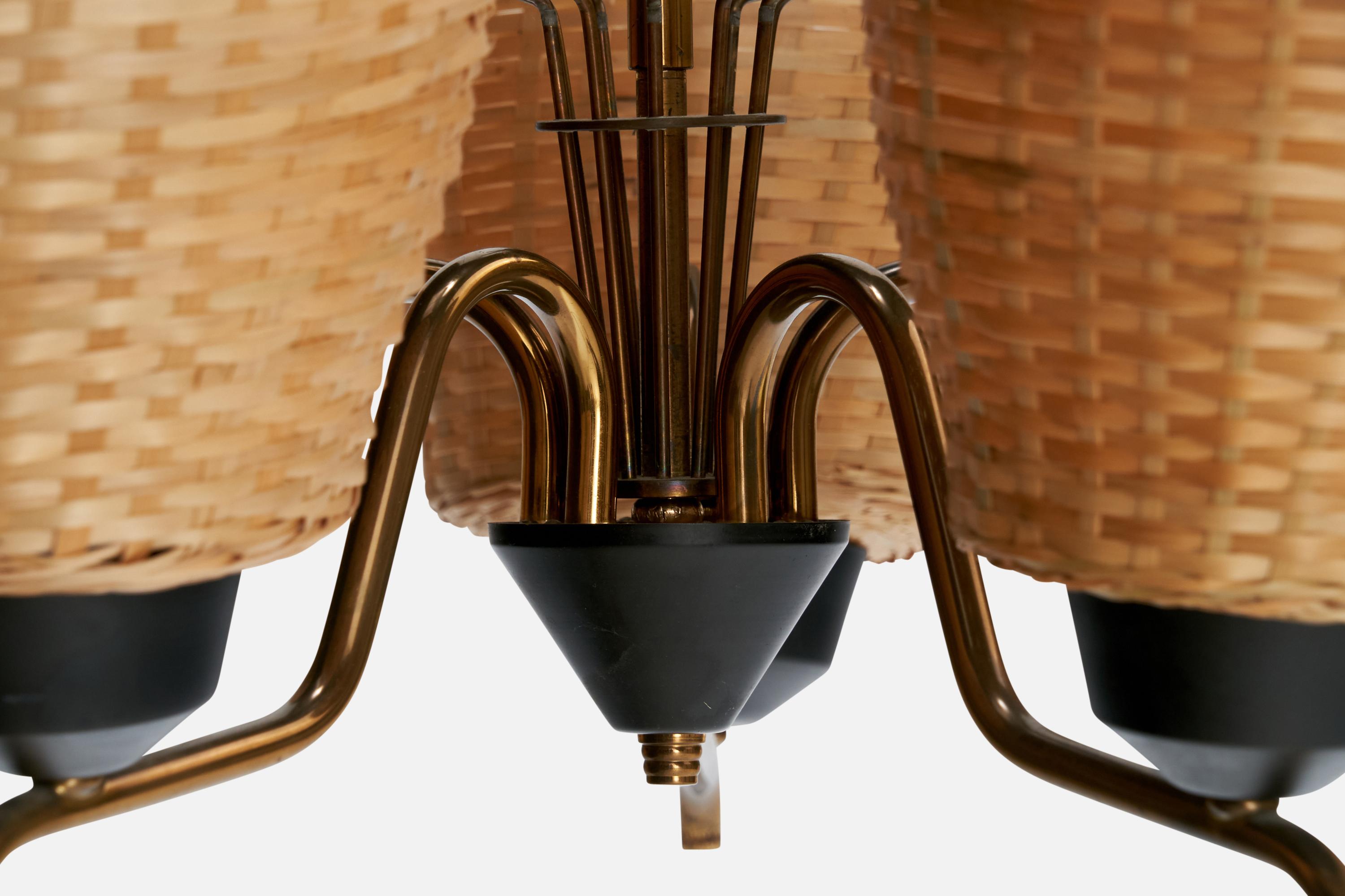 Lampadario di design finlandese, ottone, metallo, rattan, Finlandia, anni '50 in vendita 1