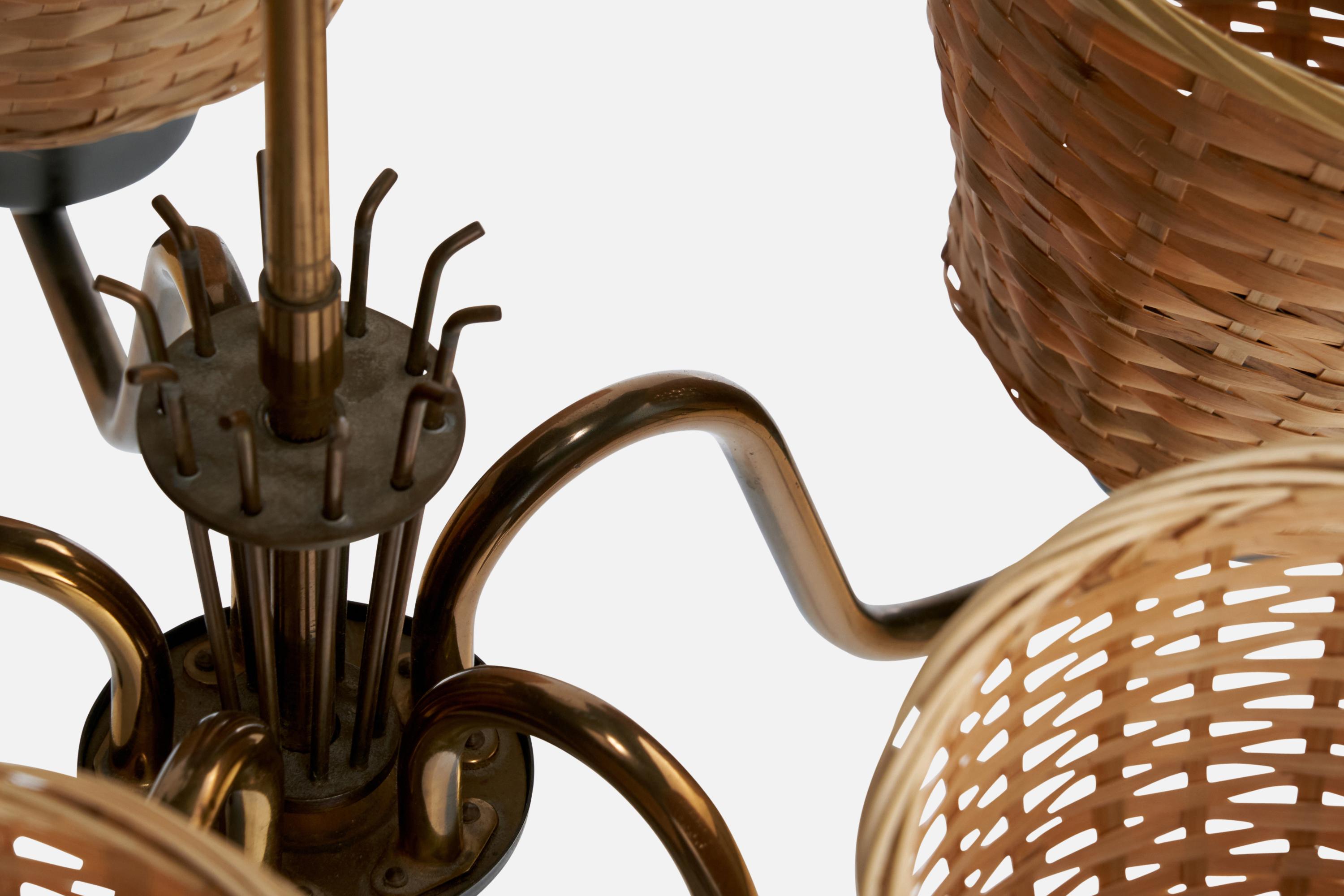Lampadario di design finlandese, ottone, metallo, rattan, Finlandia, anni '50 in vendita 2