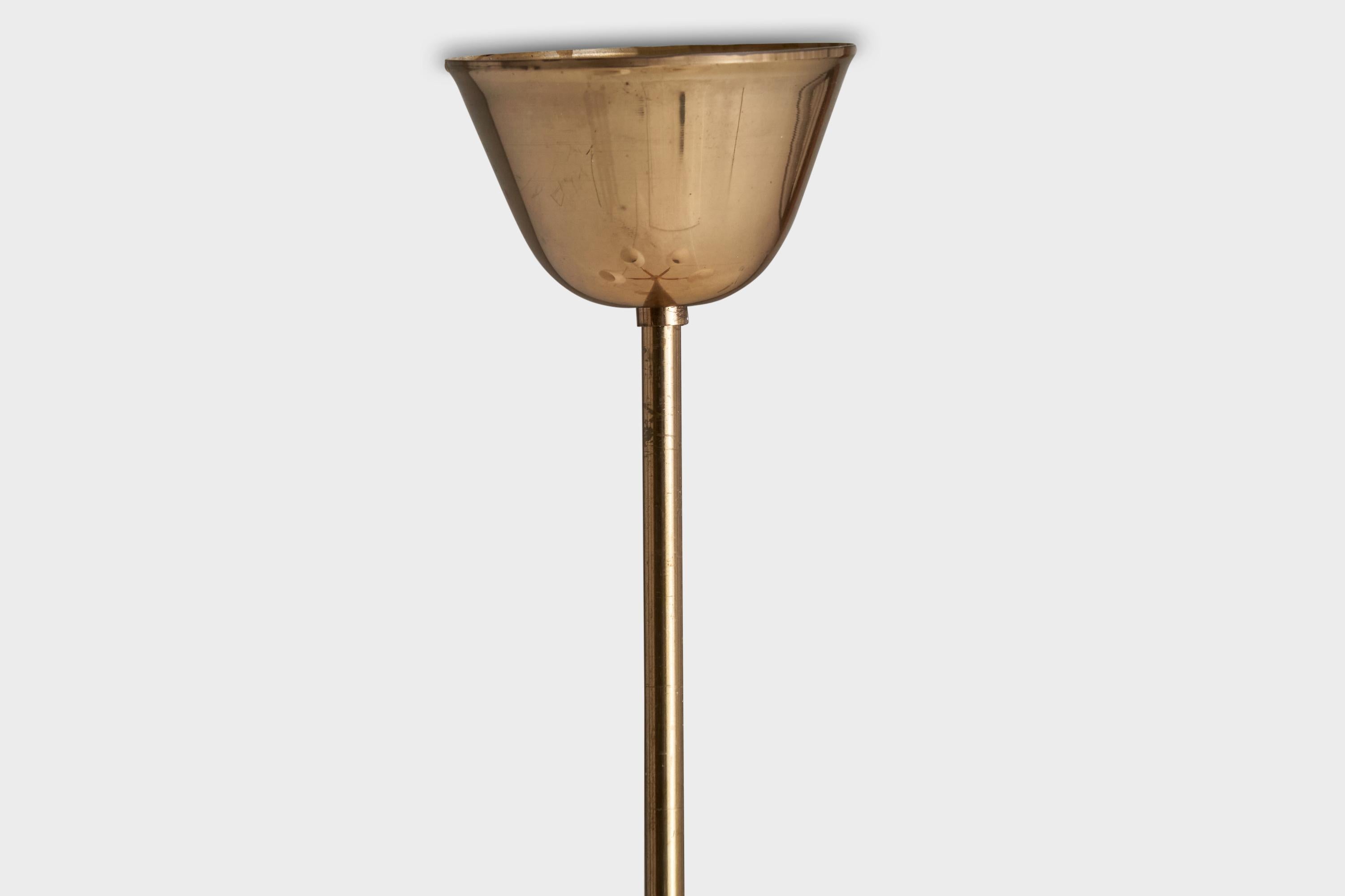 Lampadario di design finlandese, ottone, quercia, vetro, Finlandia, anni '50 in vendita 2