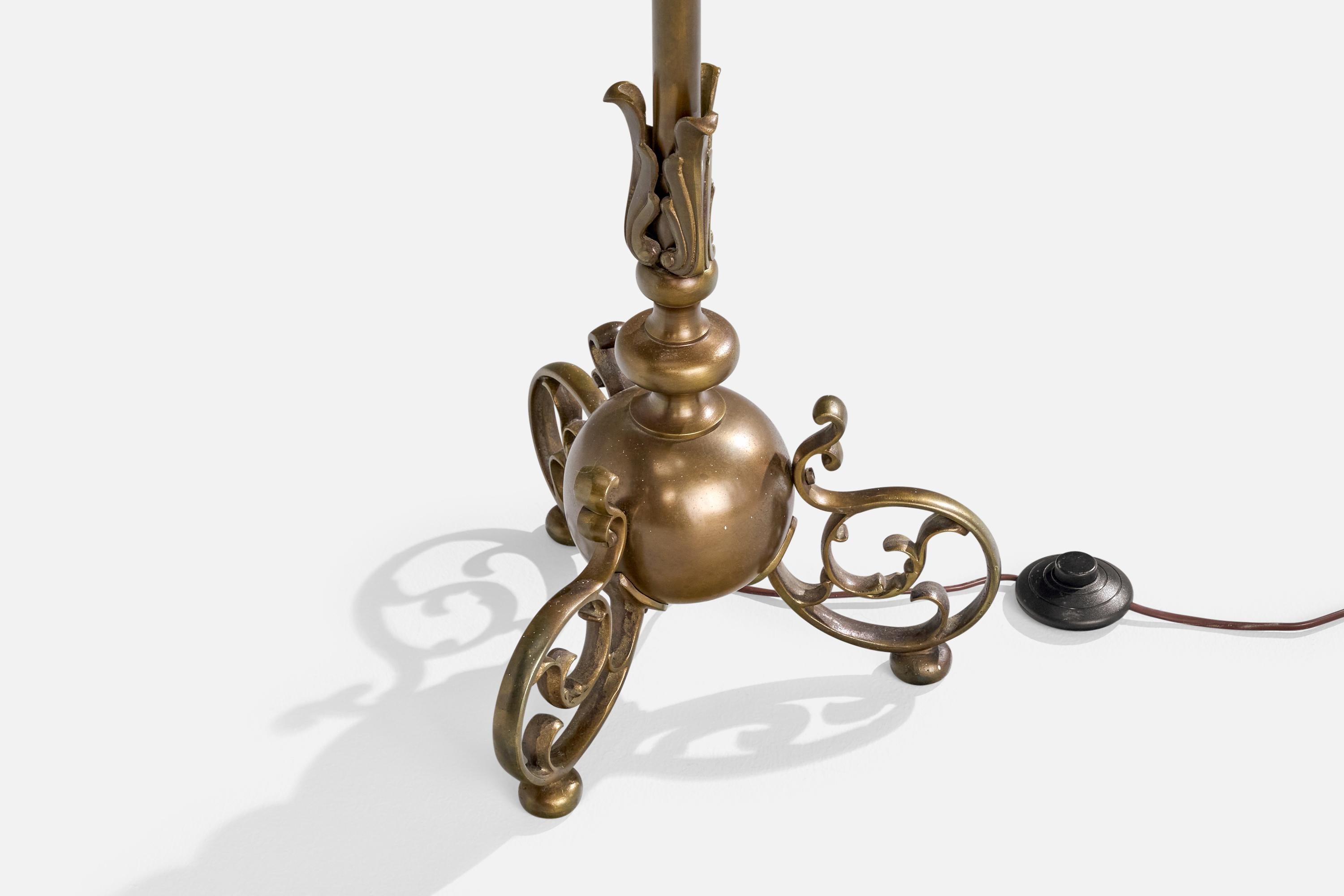 Finnish Designer, Floor Lamp, Brass, Metal, Glass, Finland, 1970s For Sale 2