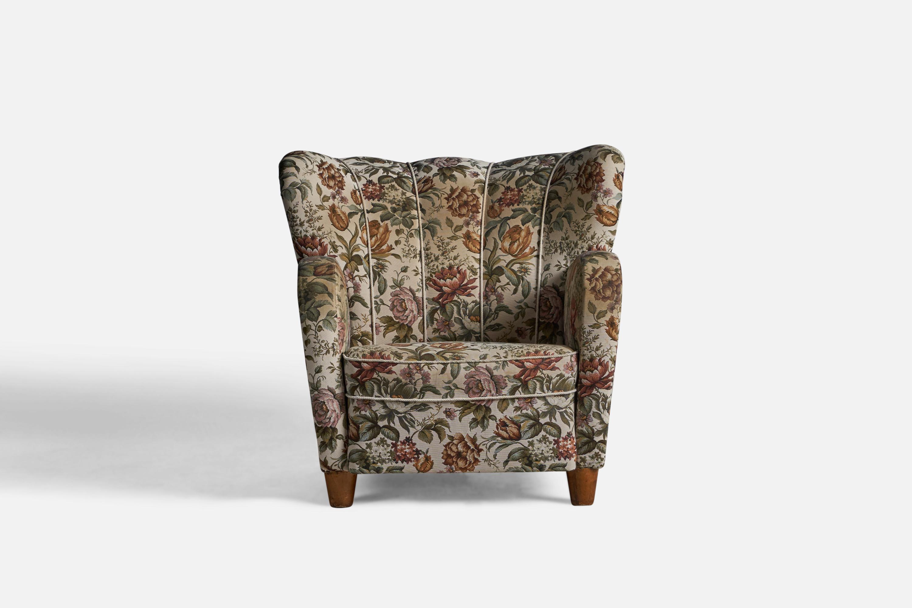 Scandinavian Modern Finnish Designer, Lounge Chair, Fabric, Wood, Finland, 1940s For Sale