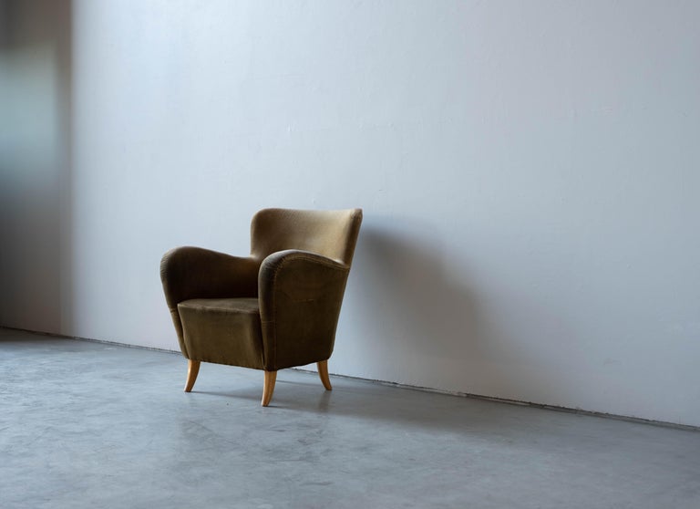 Organic Modern Finnish Designer, Lounge Chair, Velvet, Birch, Finland, 1940s For Sale