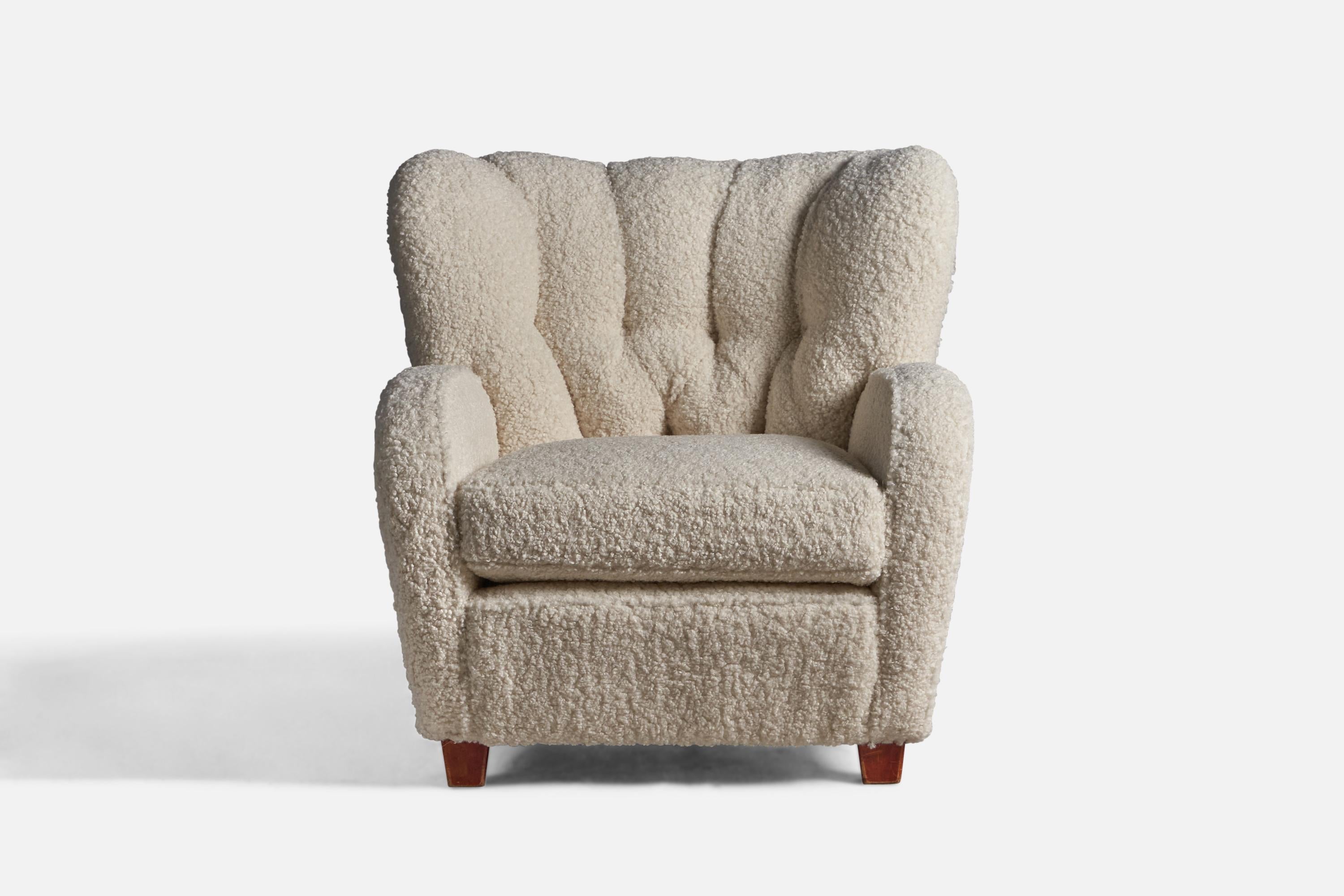 Scandinavian Modern Finnish Designer, Lounge Chair, Wood, Fabric, Finland, 1940s For Sale