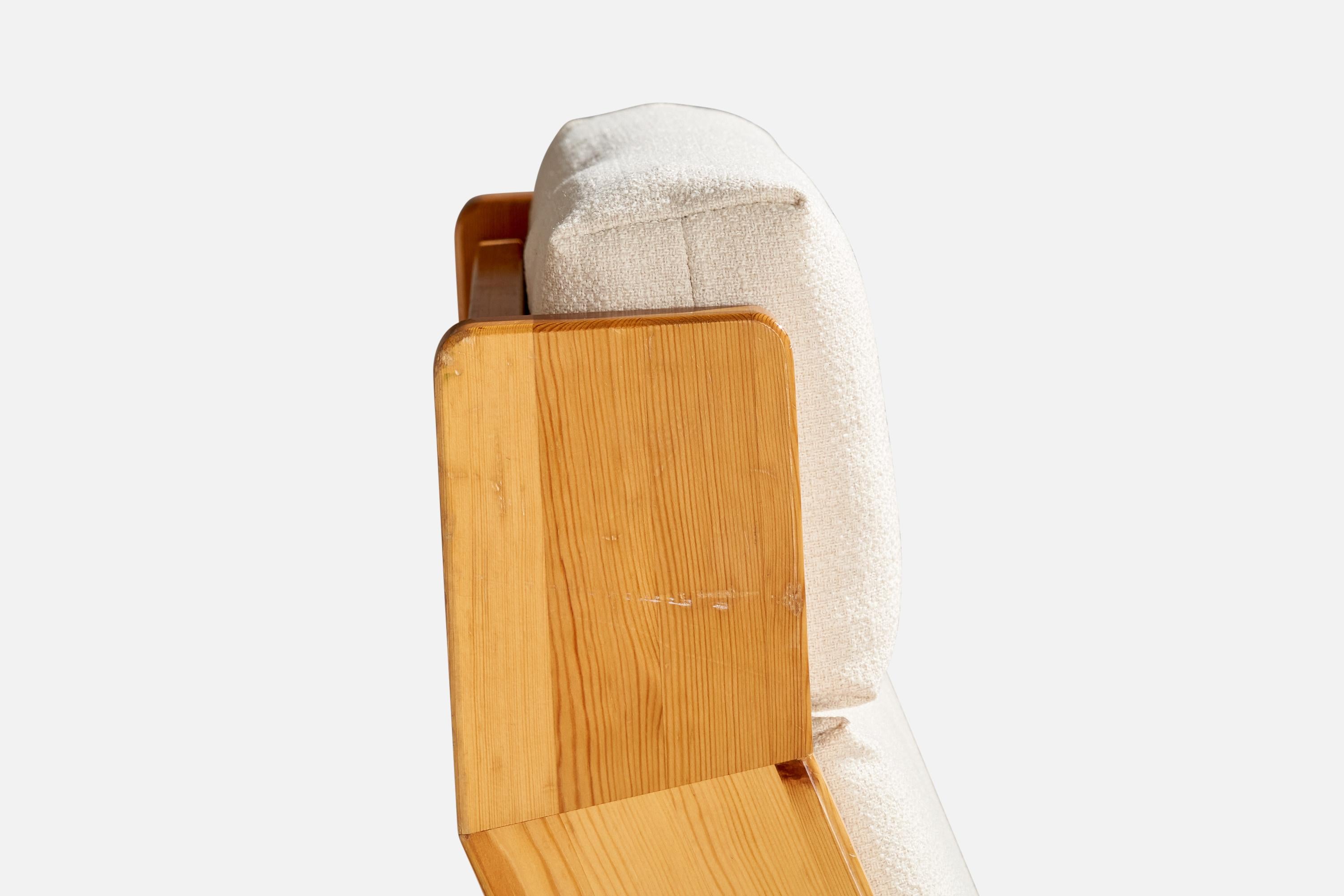 Finnish Designer, Lounge Chairs, Pine, Fabric, Finland, 1970s For Sale 11