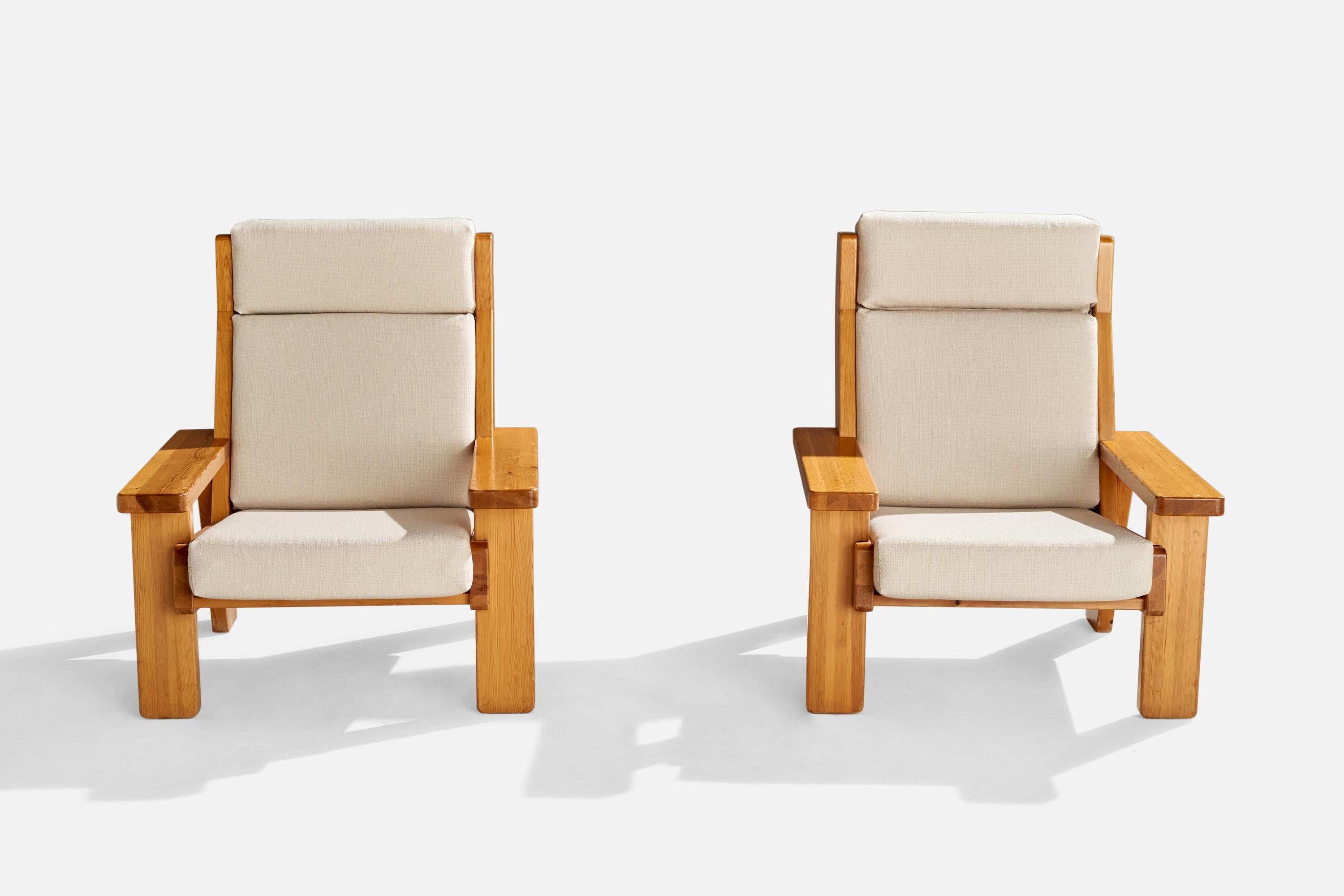 Late 20th Century Finnish Designer, Lounge Chairs, Pine, Fabric, Finland, 1970s For Sale