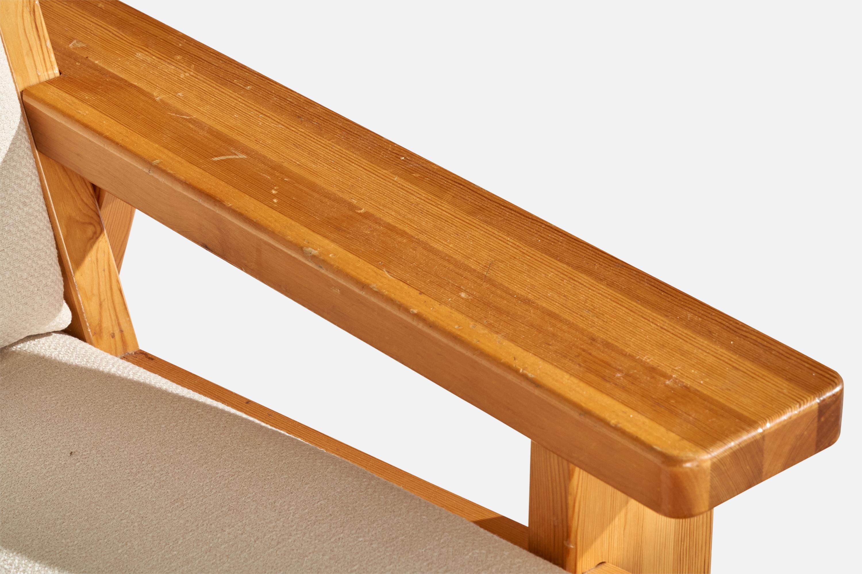 Fin du 20e siècle Designer finlandais, fauteuils de salon, pin, tissu, Finlande, 1970 en vente