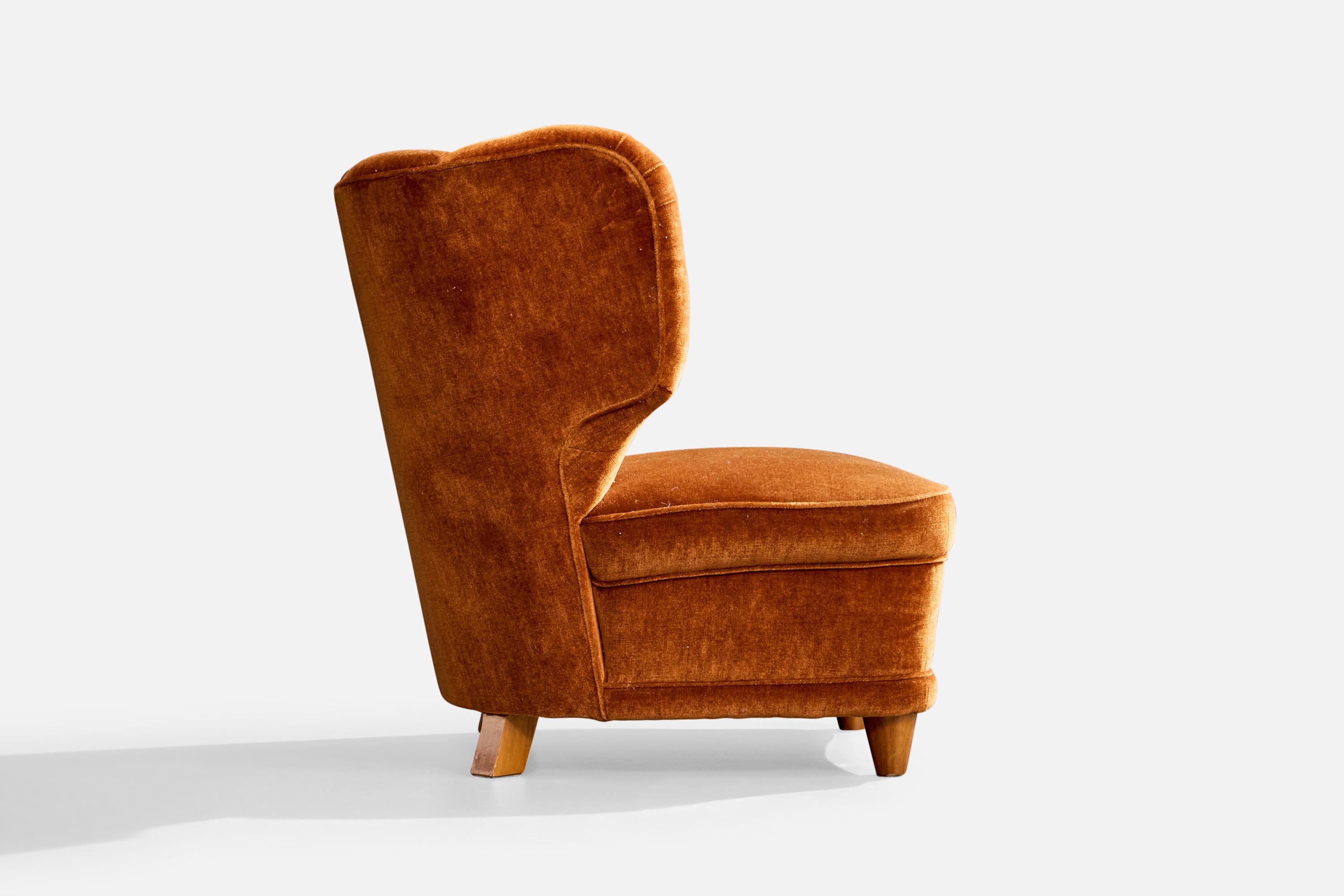 Finnische Designerin, Loungesessel, Samt, Holz, Finnland, 1940er Jahre im Angebot 6