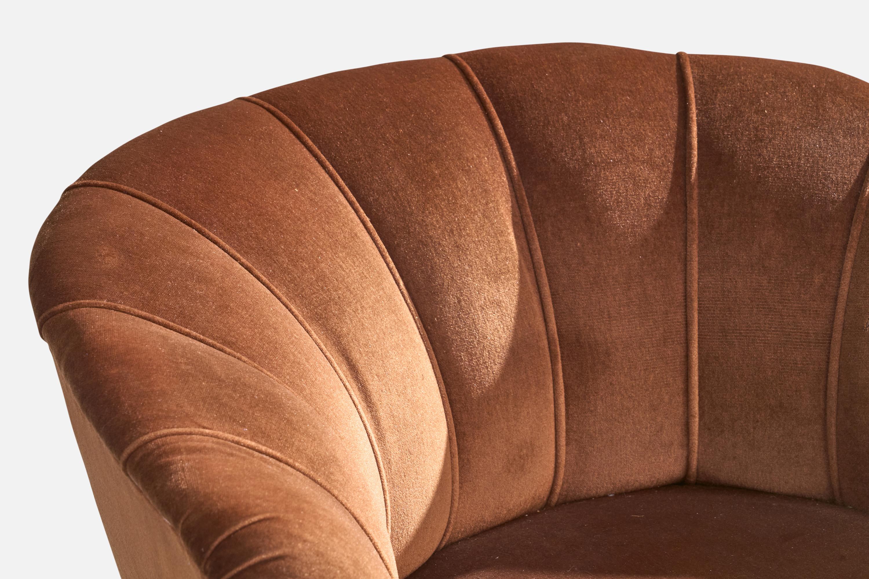 Finnish Designer, Lounge Chairs, Velvet, Wood, Finland, 1940s For Sale 8