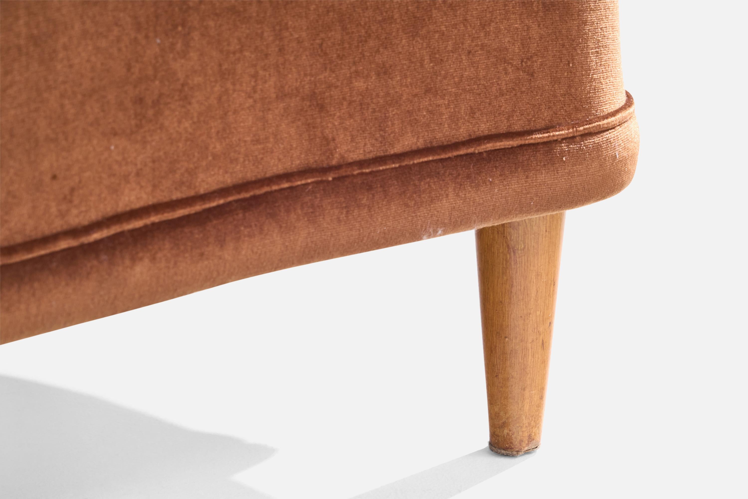 Finnish Designer, Lounge Chairs, Velvet, Wood, Finland, 1940s For Sale 1